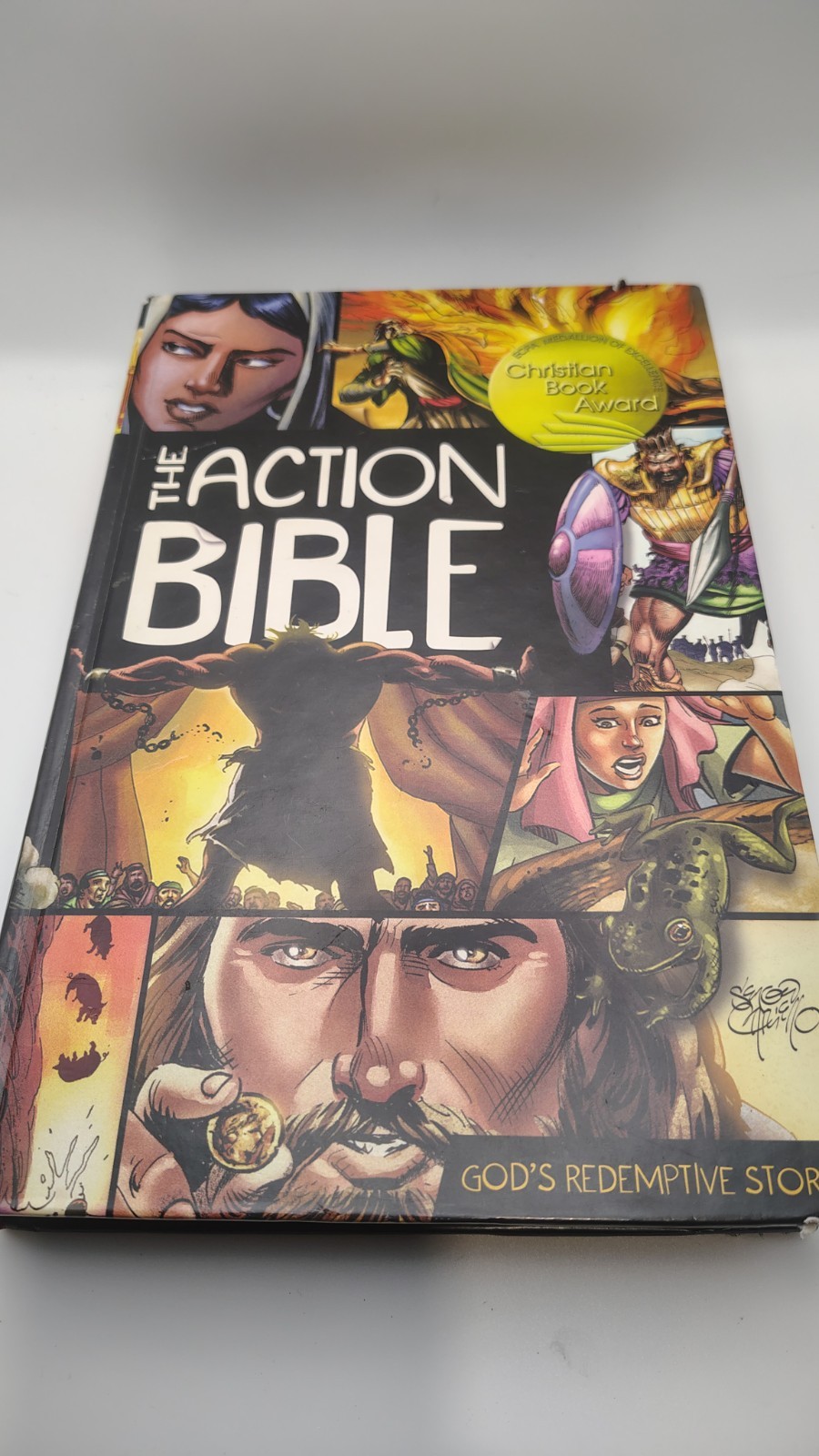 The Action Bible: Gods Redemptive Story Illustrated By Sergio Cariello First Ed.