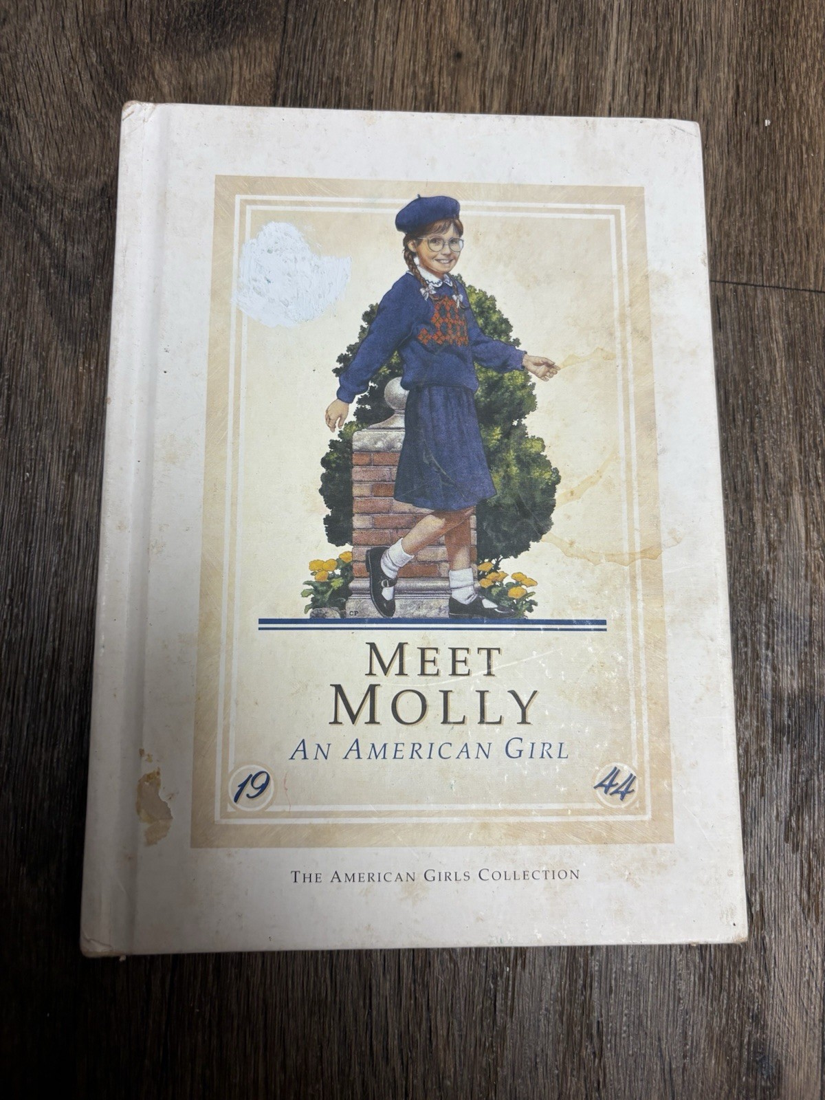 American girl pleasant company Meet Molly hardback book.