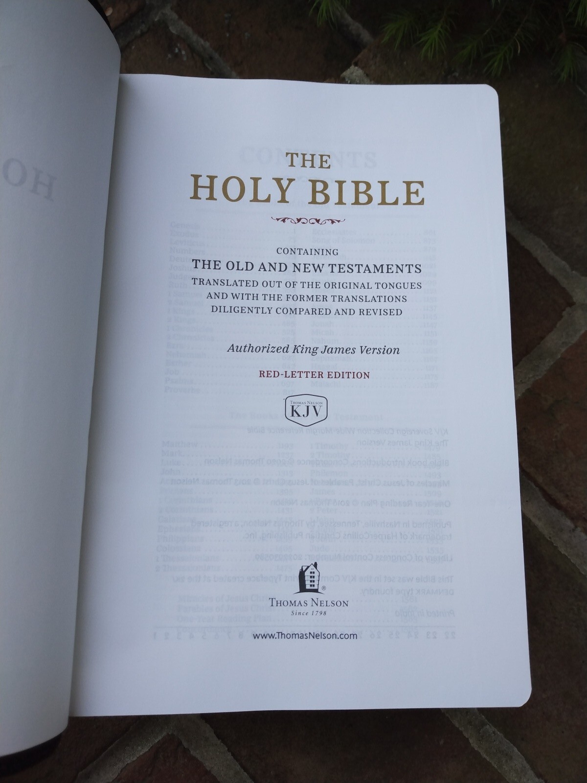Kjv, Wide-Margin Reference Bible, Sovereign Collection, Genuine Leather, Black,