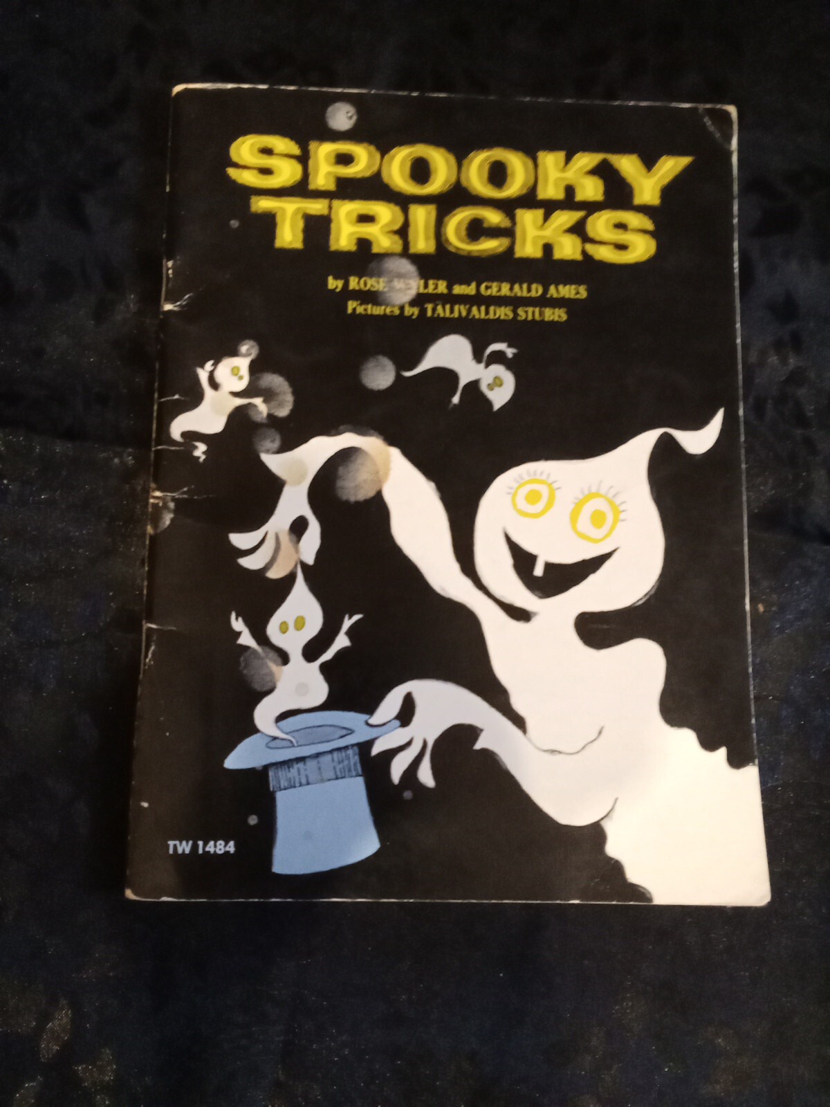 Spooky Tricks by Rose Wyler; Gerald Ames