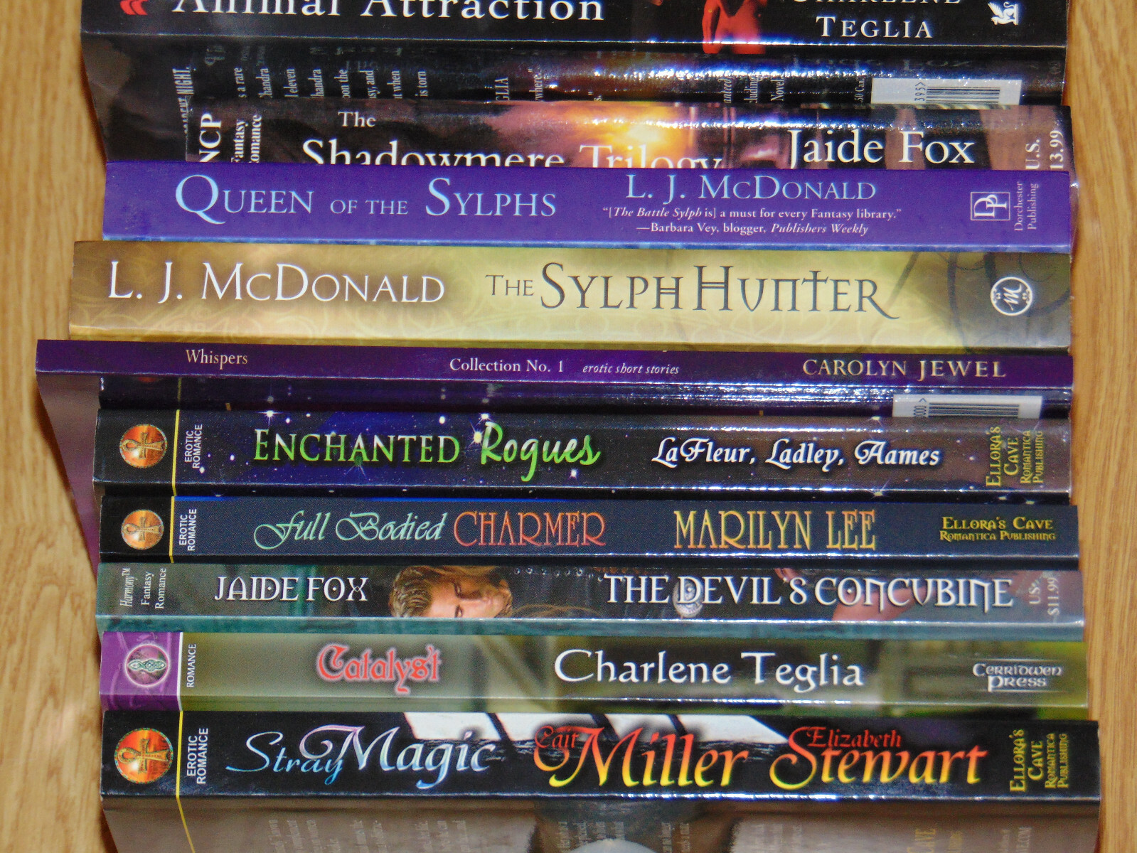Romance / Fantasy Novels Books Random Mixed 2000&rsquo;s & 2010&rsquo;s Lot Of 18