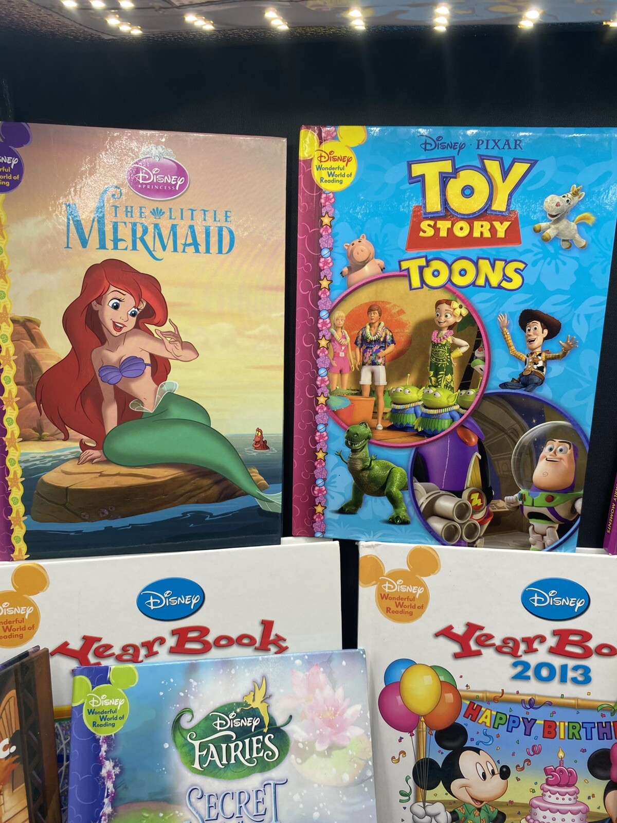 2010&rsquo;s Disney&rsquo;s Wonderful World of Reading Lot 23 Hardcover Books
