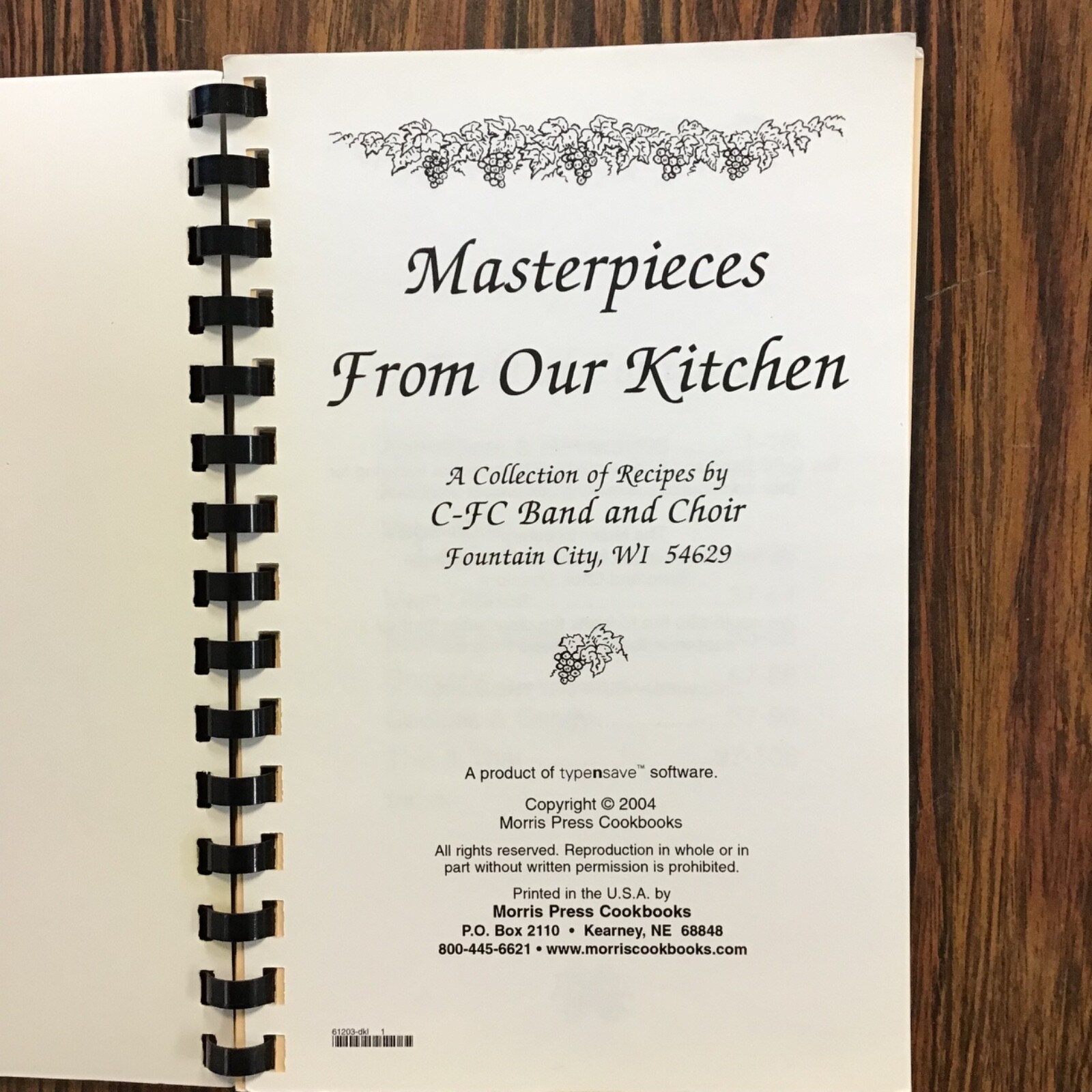 Fountain City Wisconsin School Band Choir 2004 Vgt Cookbook. SEE index photos