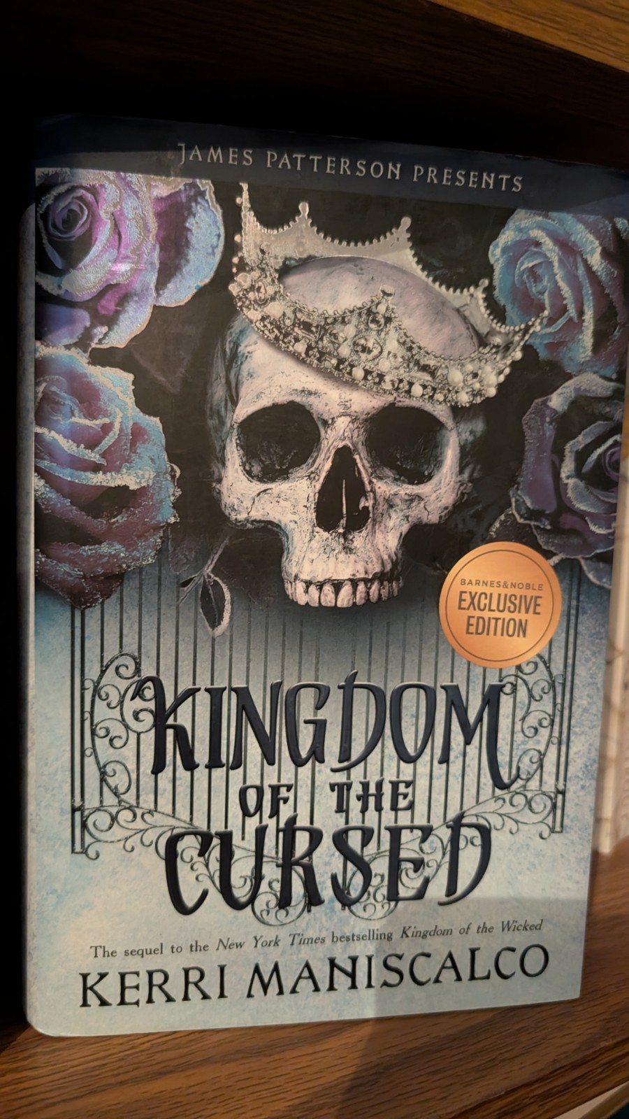Romantasy Fantasy Book Bundle HC/PB – Caraval, Kingdom of the Feared + MORE