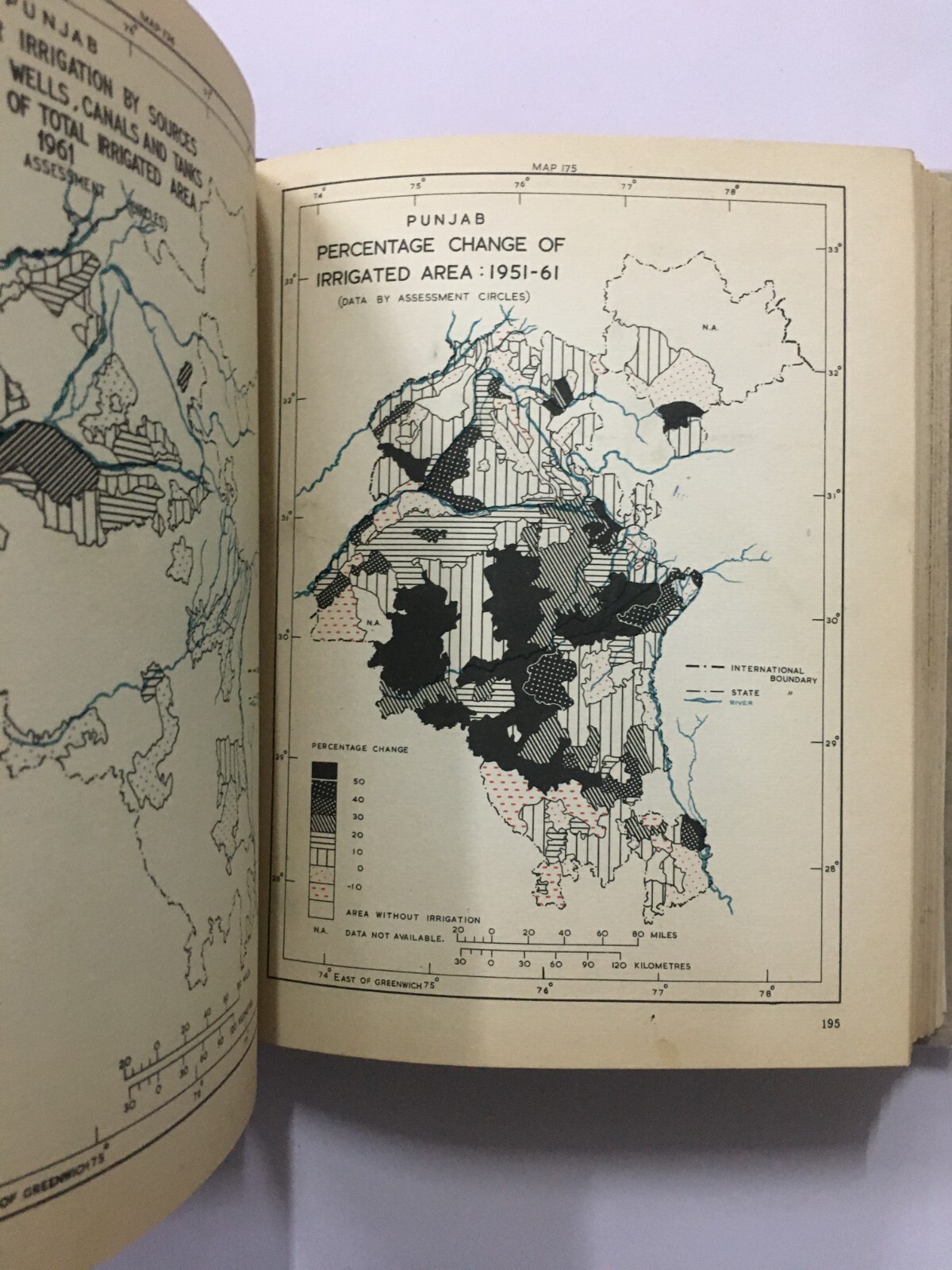 Anand, R.L : Punjab Census Atlas 1961. 275 Maps. Chandigarh, 1966. 356 pages