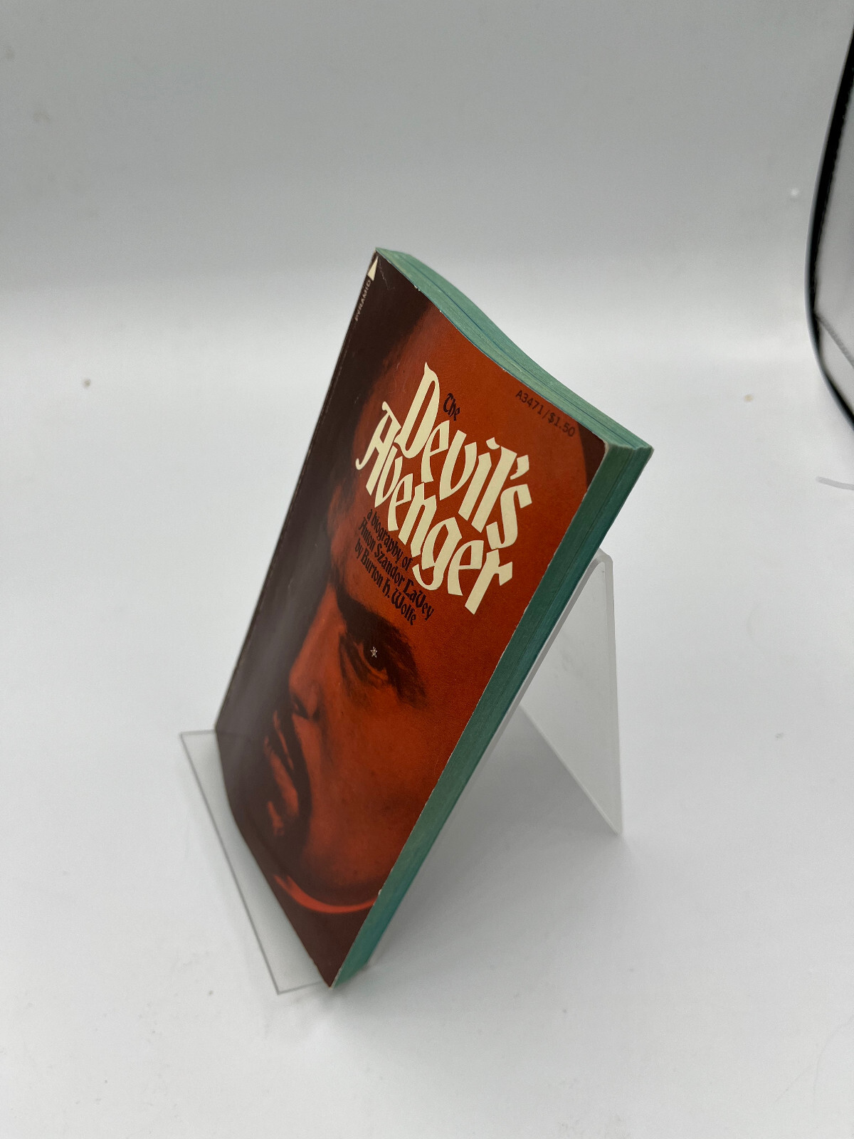 The Devil&rsquo;s Avenger: A Biography of Anton Szandor La Vey 1st Edition Wolfe 1974