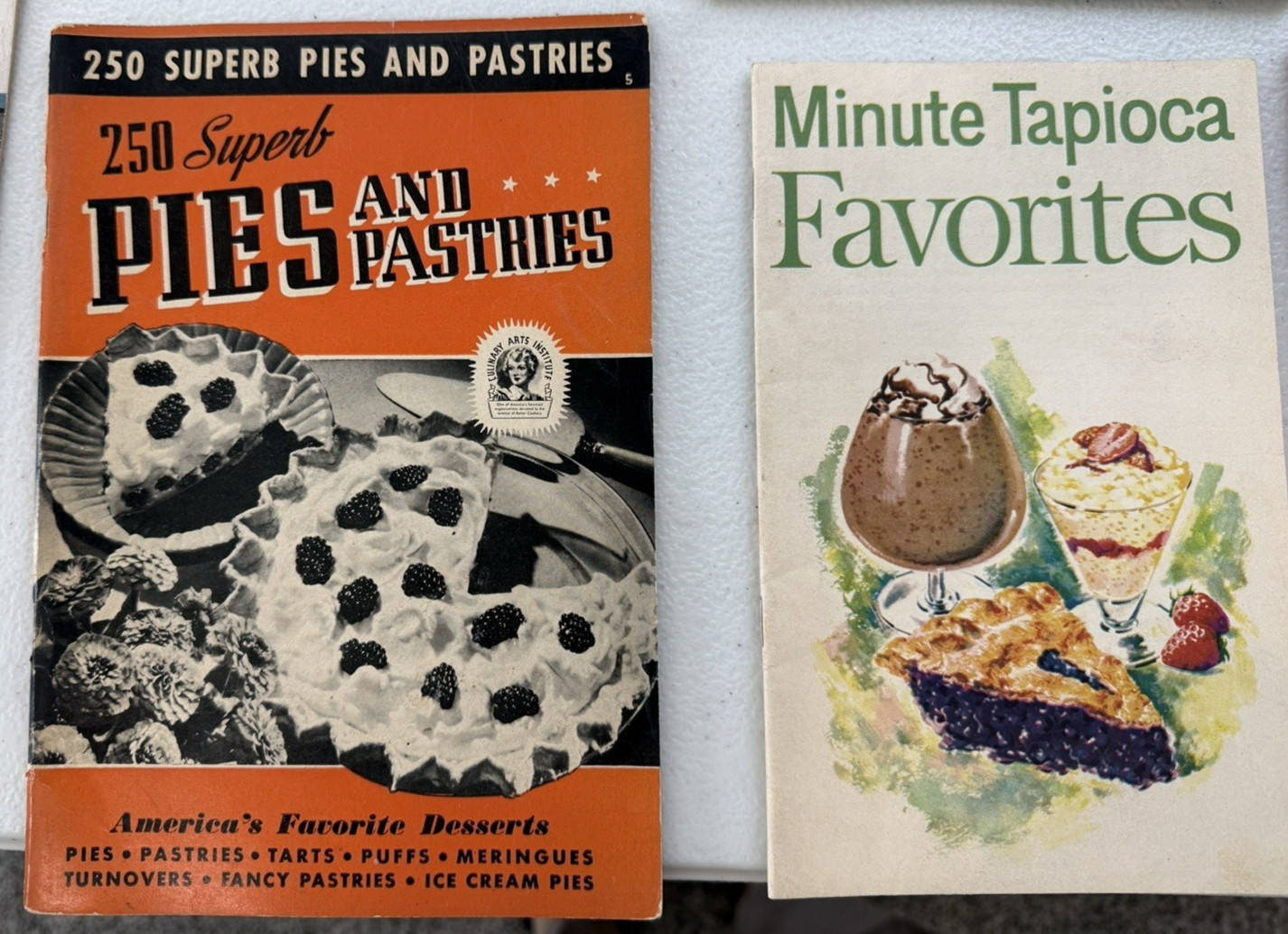 1920-1950&rsquo;s Vintage lot of Recipe Booklets, Pamphlets, Advertising,Cookbooks