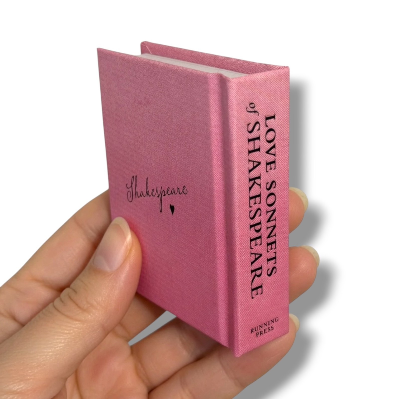 Love Sonnets of Shakespeare mini book 3.25&Prime; H hardcover 175 pages light rose new