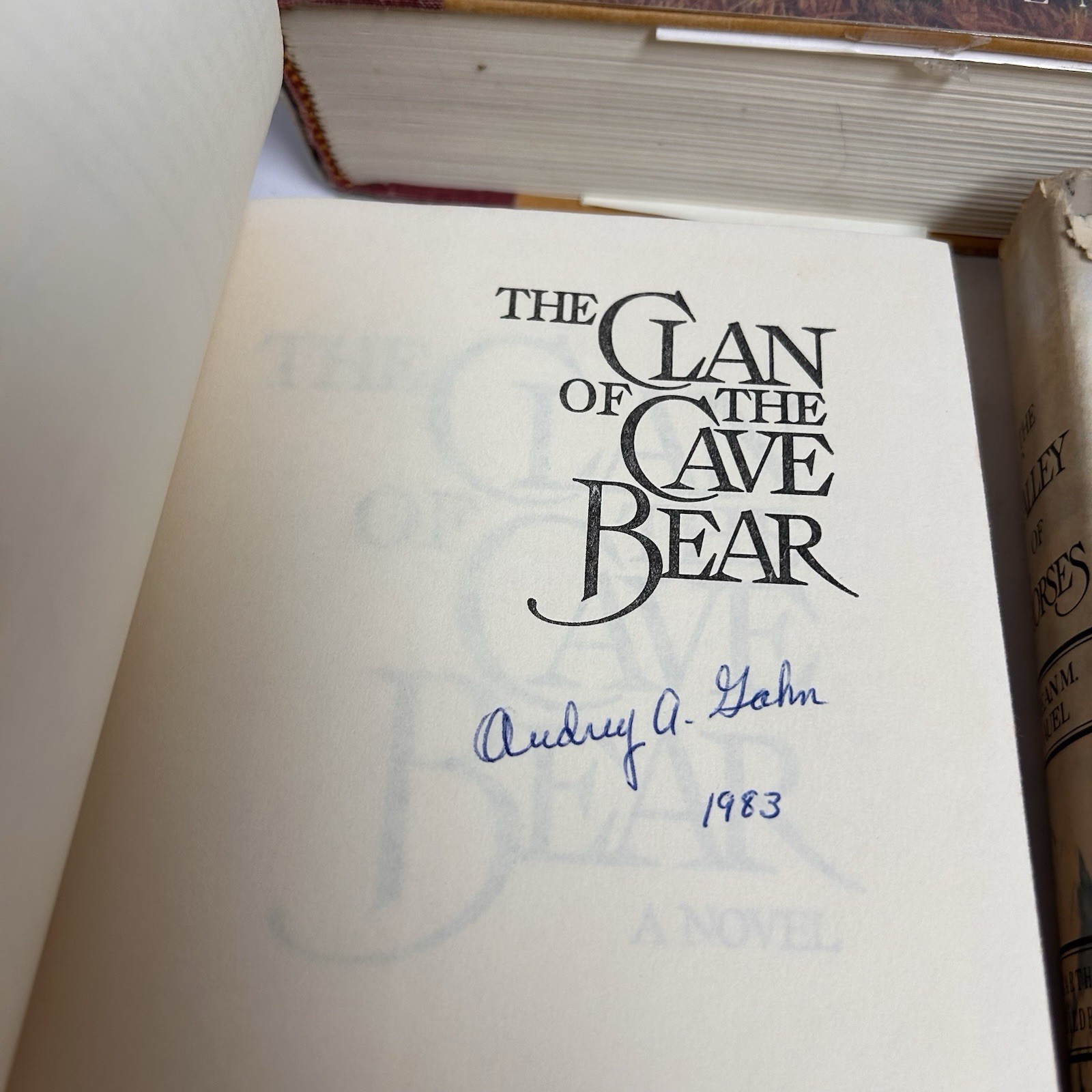 Earth&rsquo;s Children by Jean M. Auel Books 1 2 3 4 Vintage Hardcovers (T) 1st ED
