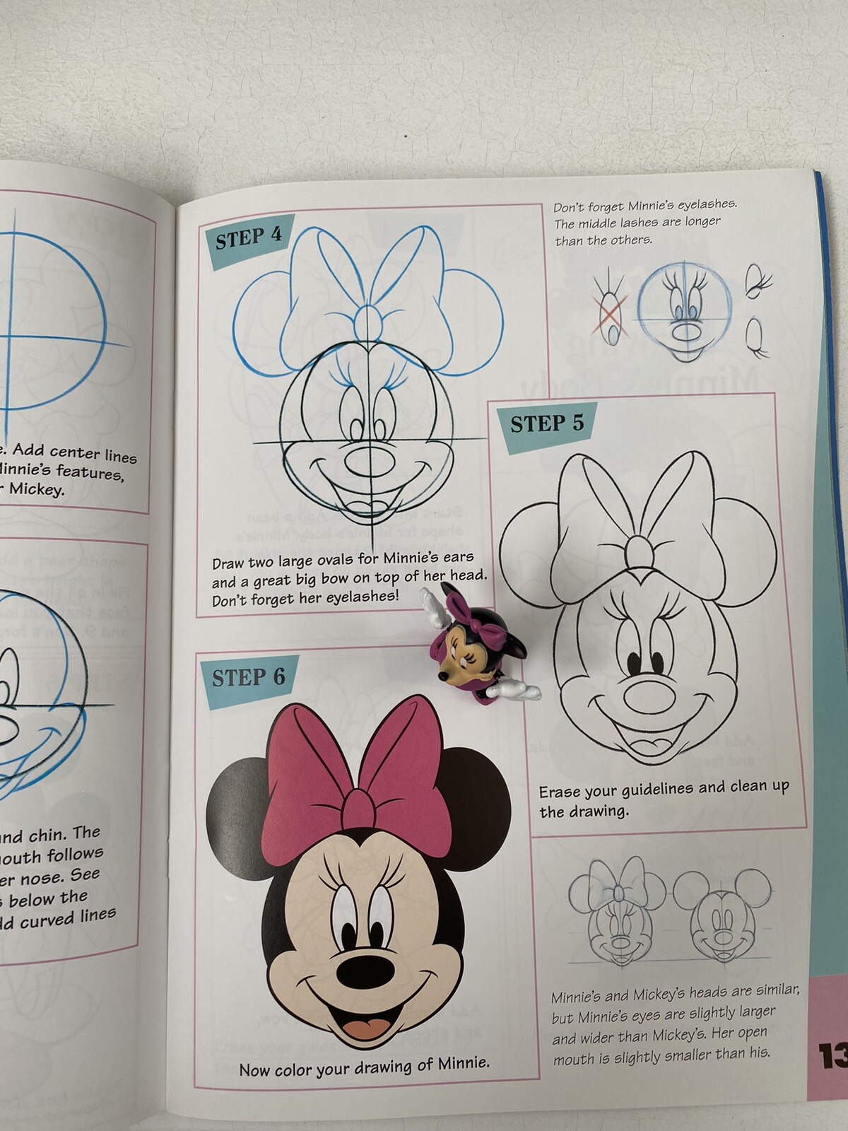 Learn to Draw Disney&rsquo;s Mickey Mouse AND Mickey and Minnie 2.5 in PVC toy figures