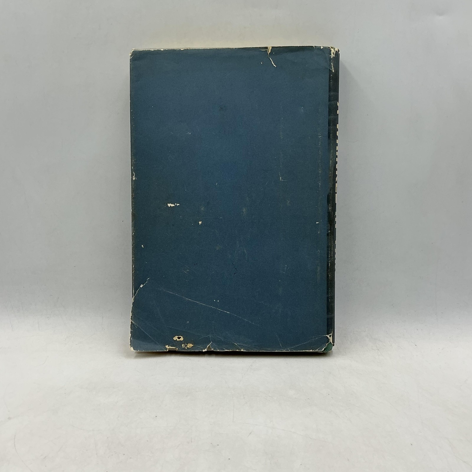 A WRINKLE IN TIME Madeleine L&rsquo;Engle 1962 1st Ed HC DJ Vintage Blue BCE