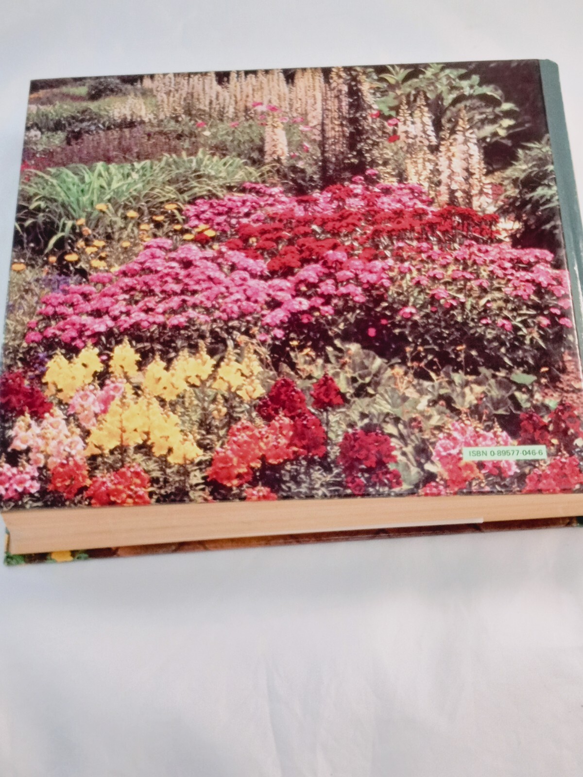 Vintage 1978 Reader&rsquo;s Digest Illustrated Guide to Gardening Hardcover; 672 pages