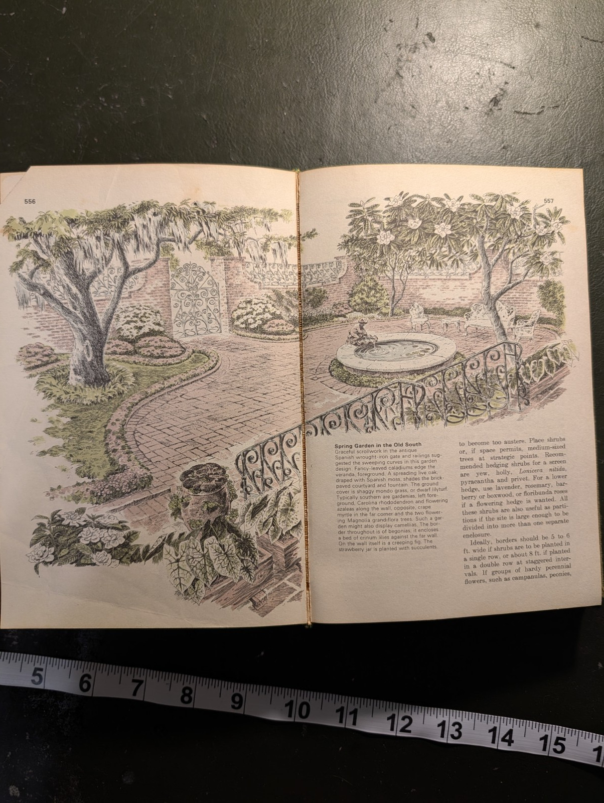 1968 Reader&rsquo;s Digest Complete Book of The Garden, damaged Hardcover