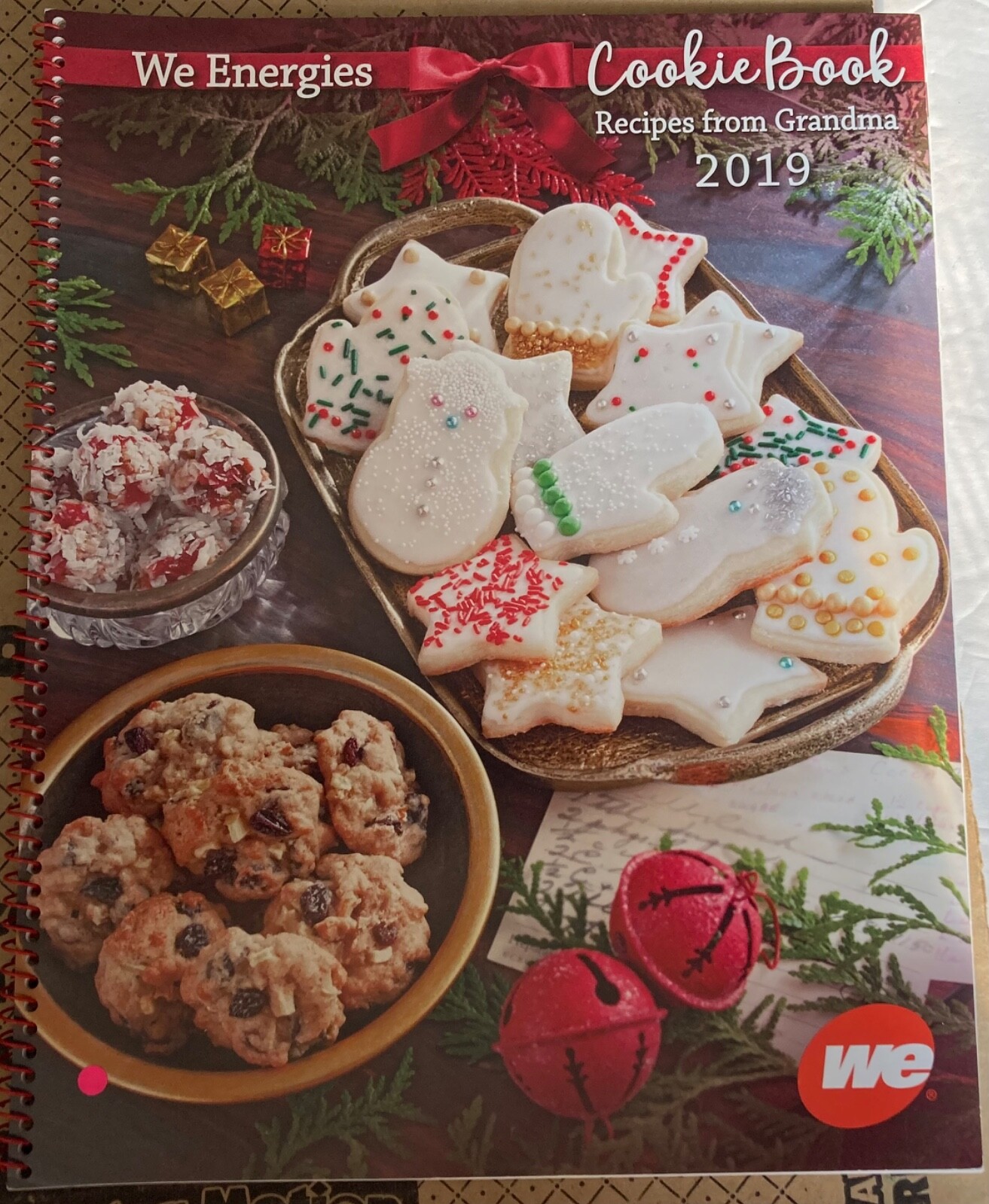 WE Energies Christmas Cookie Cookbooks Wisconsin Electric Various Years You Pick