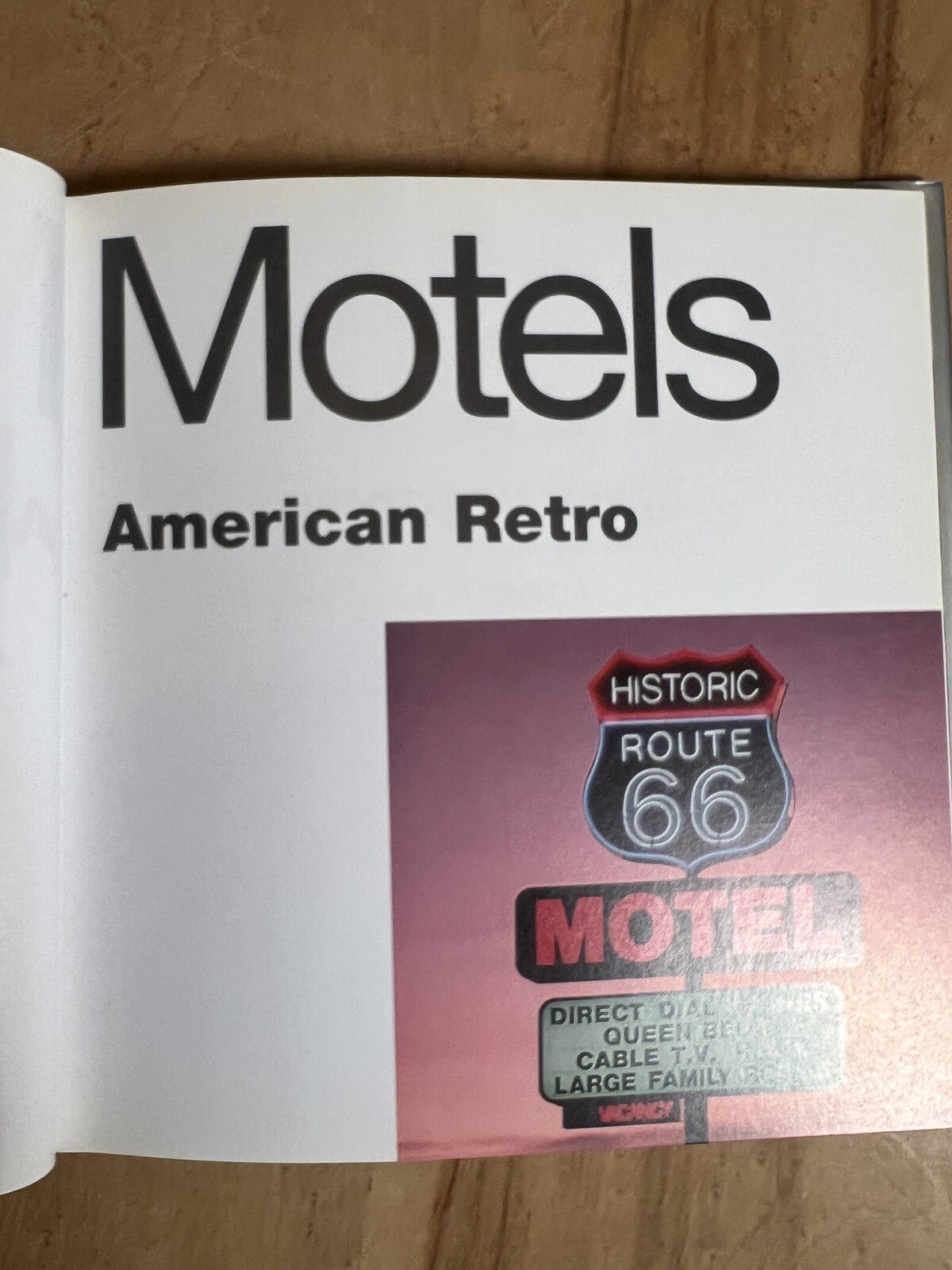 Motels American Retro 2000 HCDJ Book – 6.5×6.75&Prime; 111 pages – Great Photos!