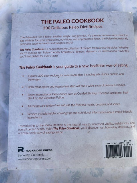 Paleo Cookbook : 300 Delicious Paleo Diet Recipes by Rockridge Press (2013,…