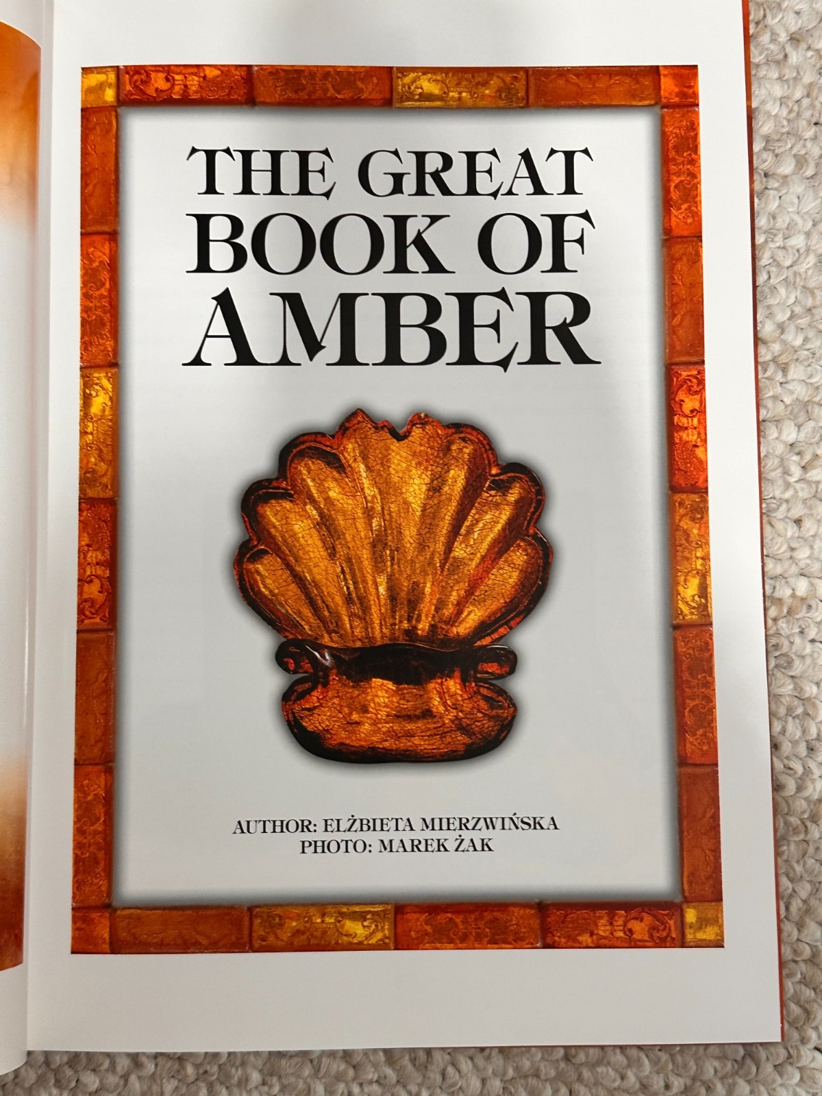RARE! The Great Book of Amber – Mierzwinska – 2010
