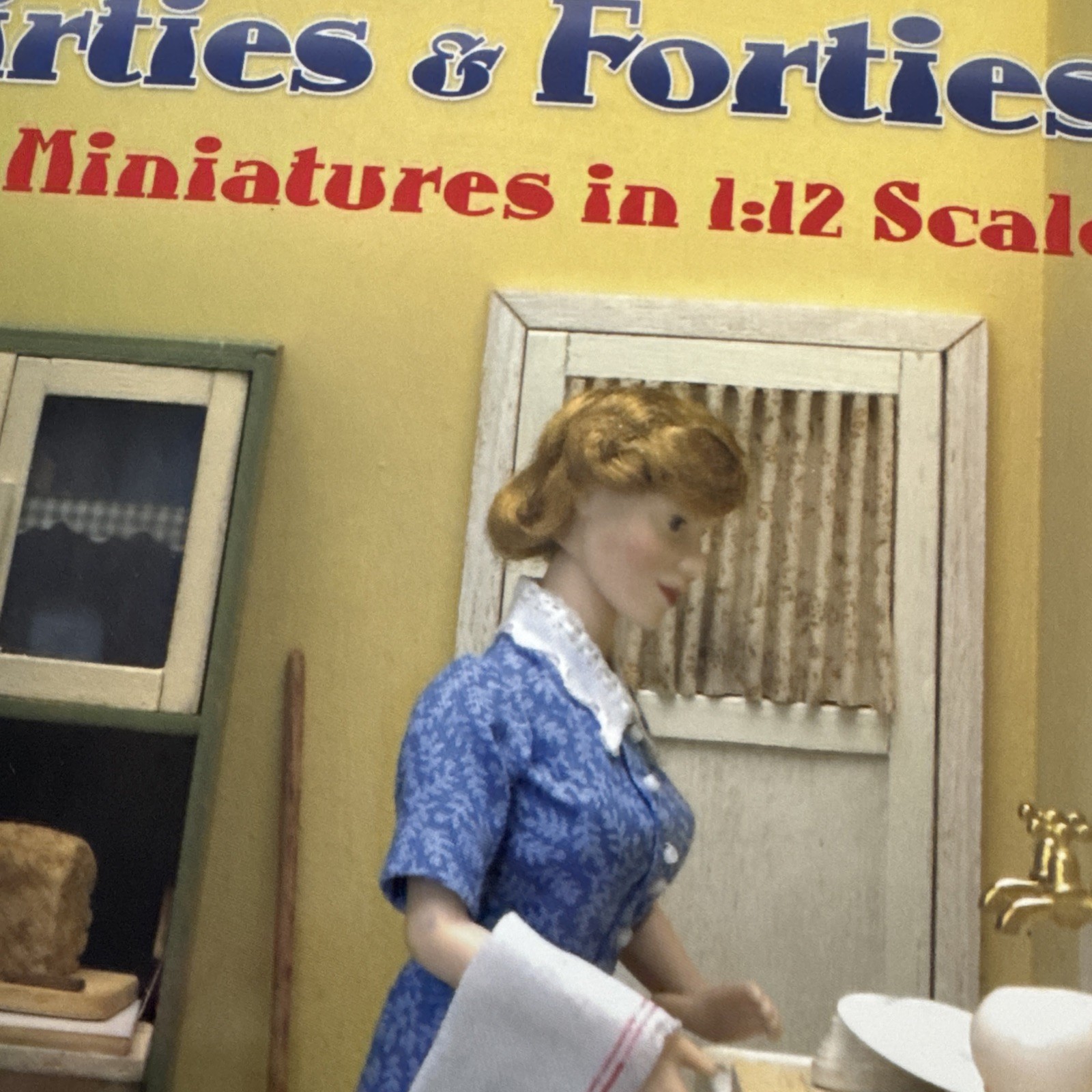 Thirties & Forties Miniatures in 1:12 Scale – paperback Harrop, Jane 2007