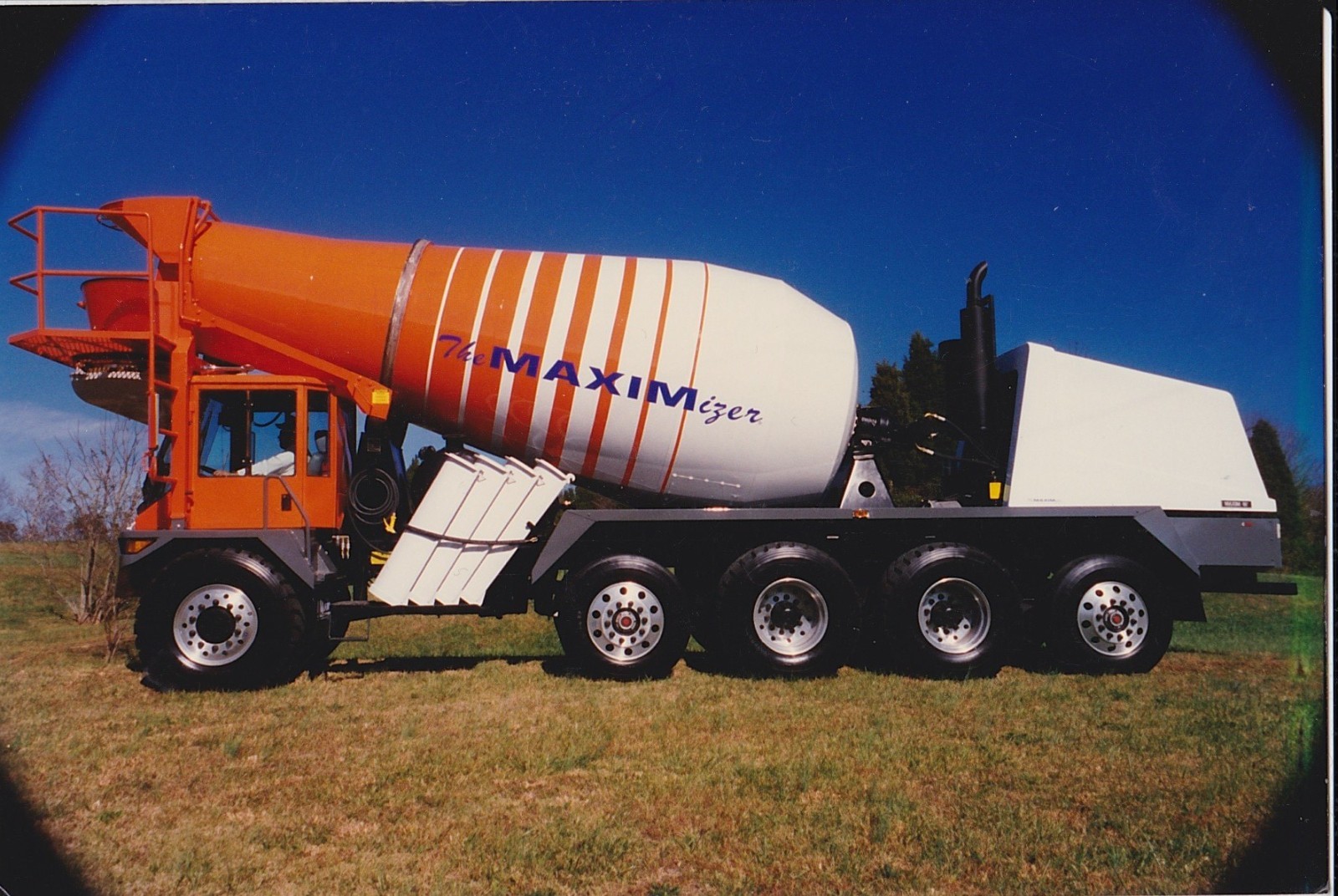 History of the Front Discharge Ready Mix Truck – « The Greatest Advance in Mixers