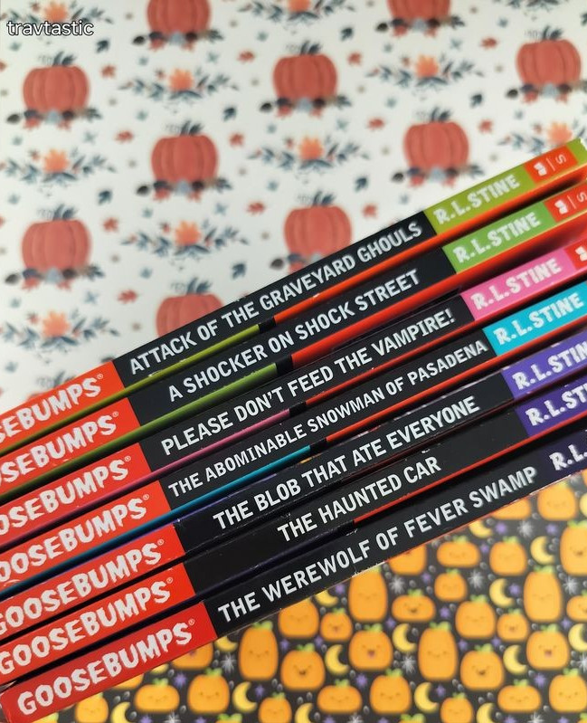 2010&rsquo;s Classic Goosebumps by R. L. Stine Softcover Set/7 Books