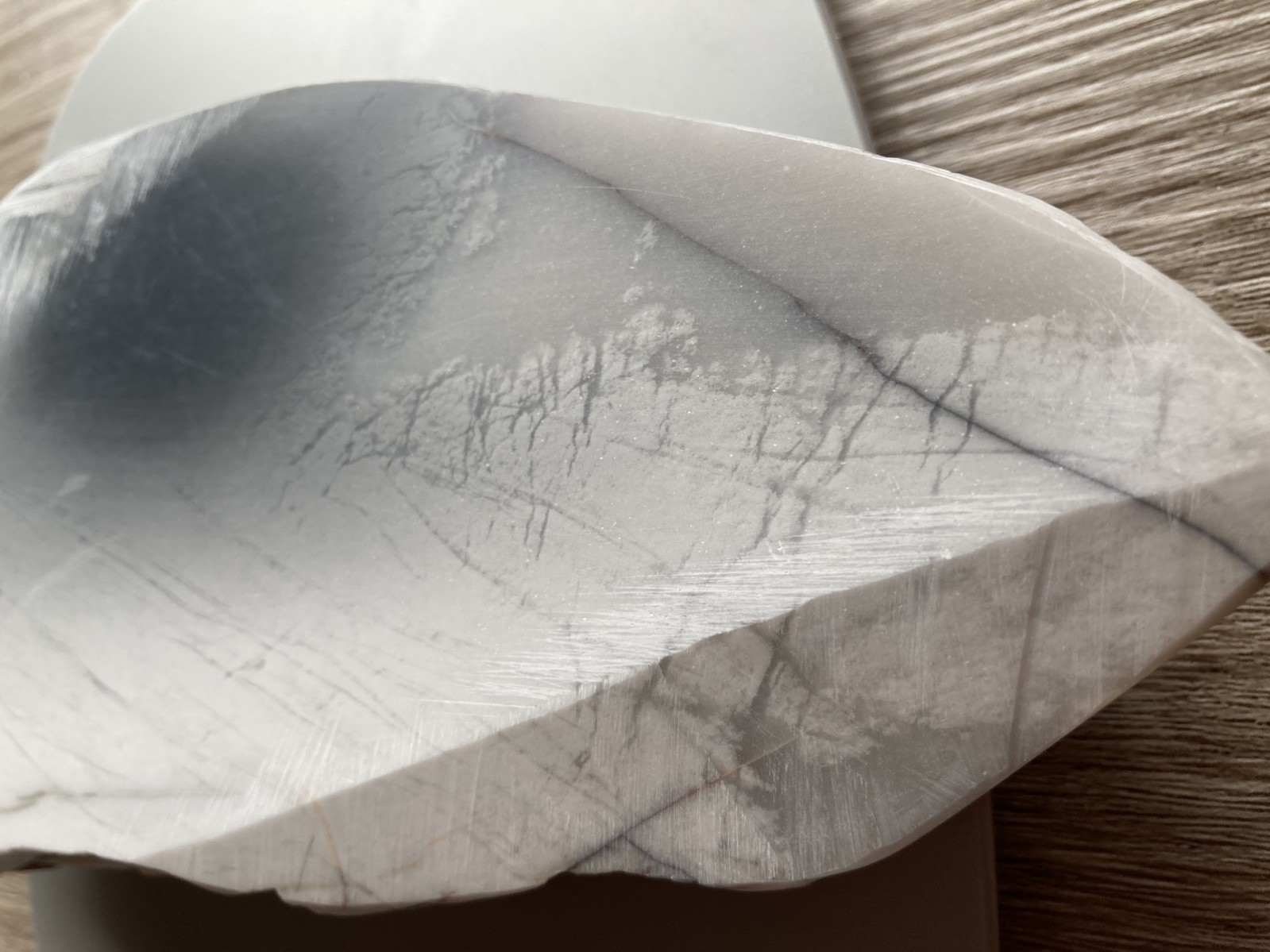 True Hard Arkansas. Multi Color Novaculite Super Pure Super Hard 829g