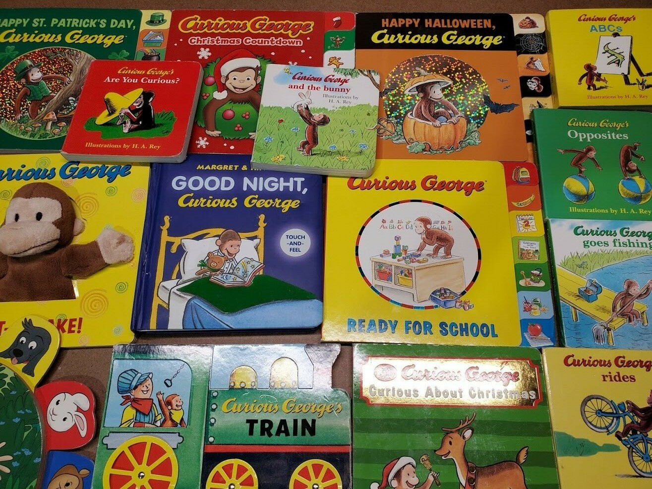 Lot of 10 CURIOUS GEORGE Board Books by Margret & H. A. Rey « Random Mix »