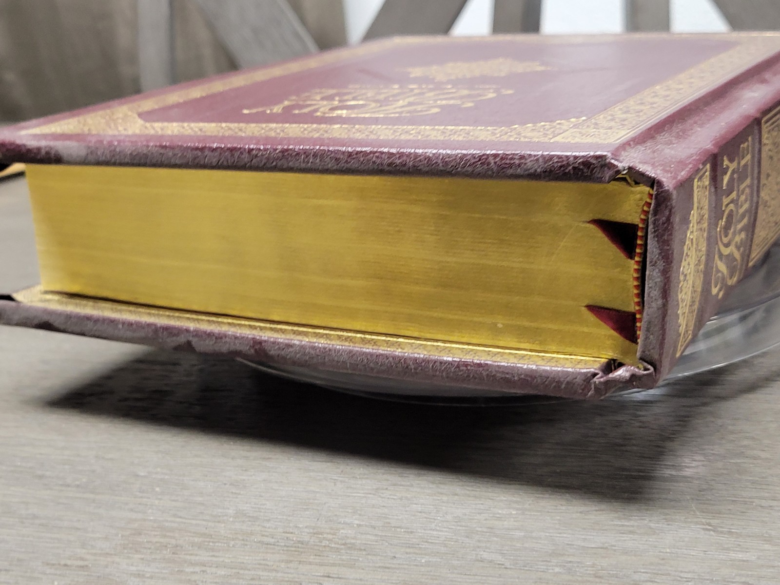 Nelson Deluxe Family BIG Bible King James Version 159BG – Very Good