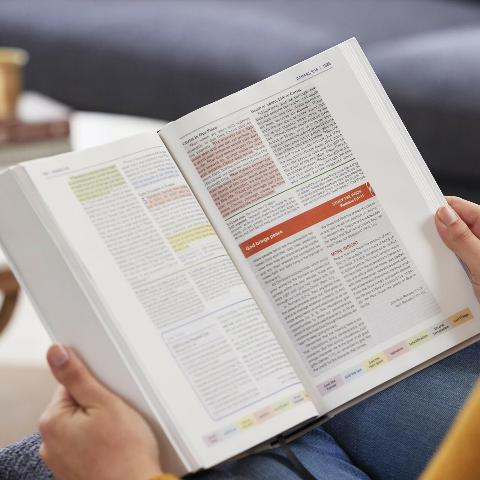 Color Code Study Bible, Revealing God&rsquo;s Truth Color by Color (NKJV,…