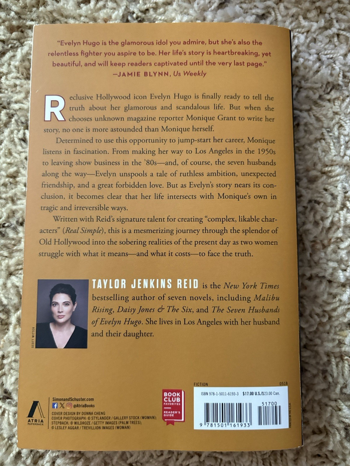 6 Book Club Favorites- Genres: Dystopian, Thriller, Romance & Historical Fiction