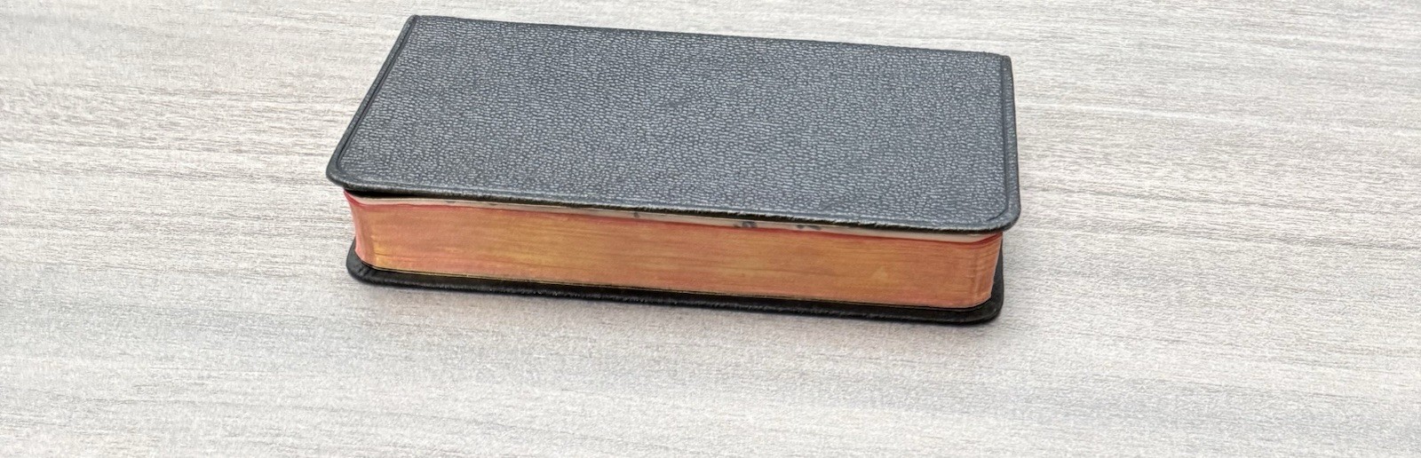 VTG Thinline 1946 Pocket New Testament RSV Black Leather 691X Nelson ~ 4.9&Prime; x 3&Prime;