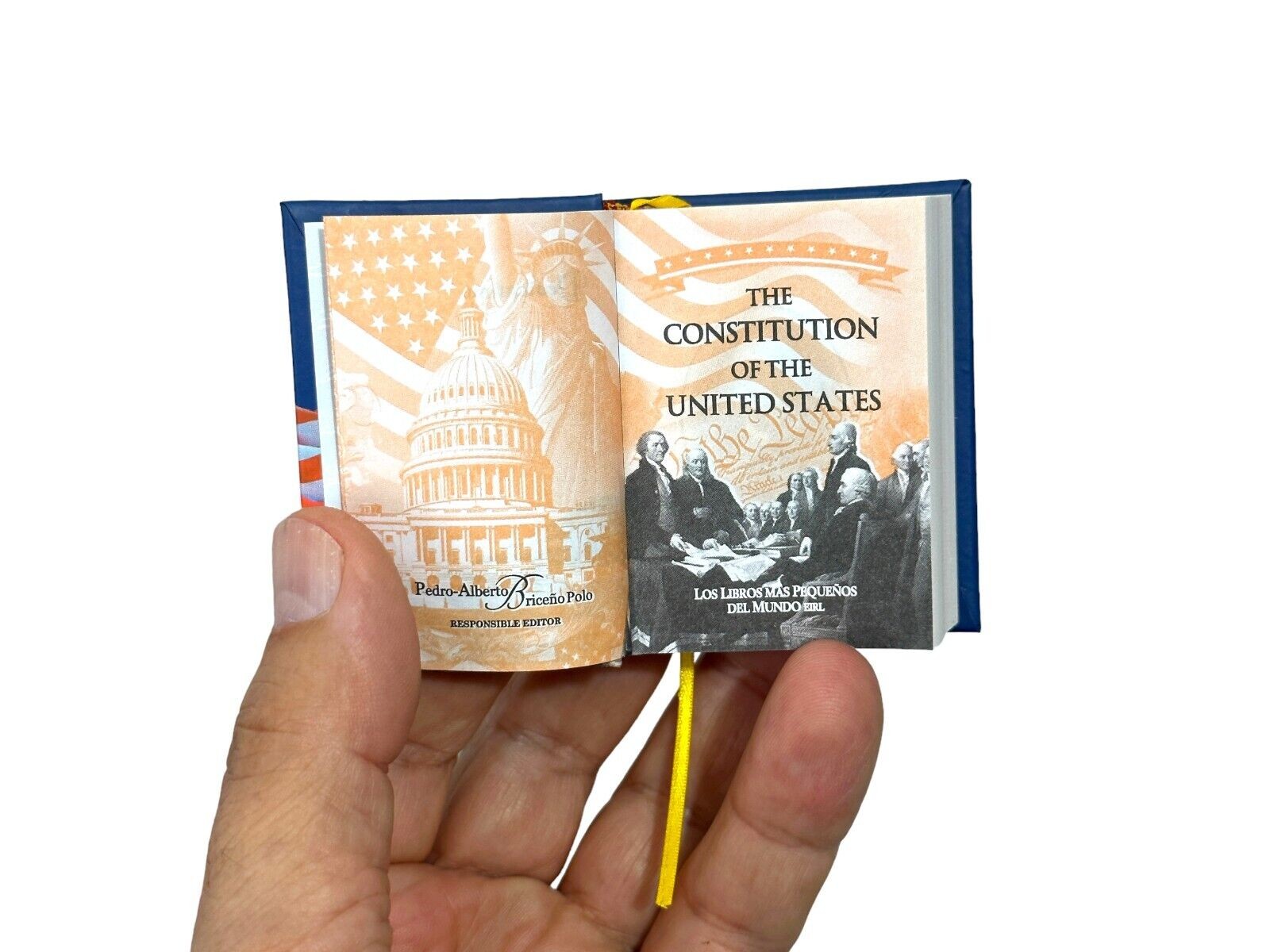 The Constitution of the United States mini book 2.50&Prime; H in English and Spanish