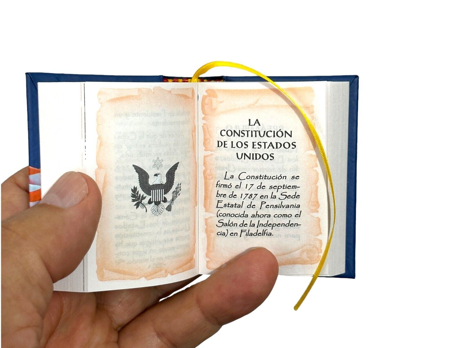 The Constitution of the United States mini book 2.50&Prime; H in English and Spanish