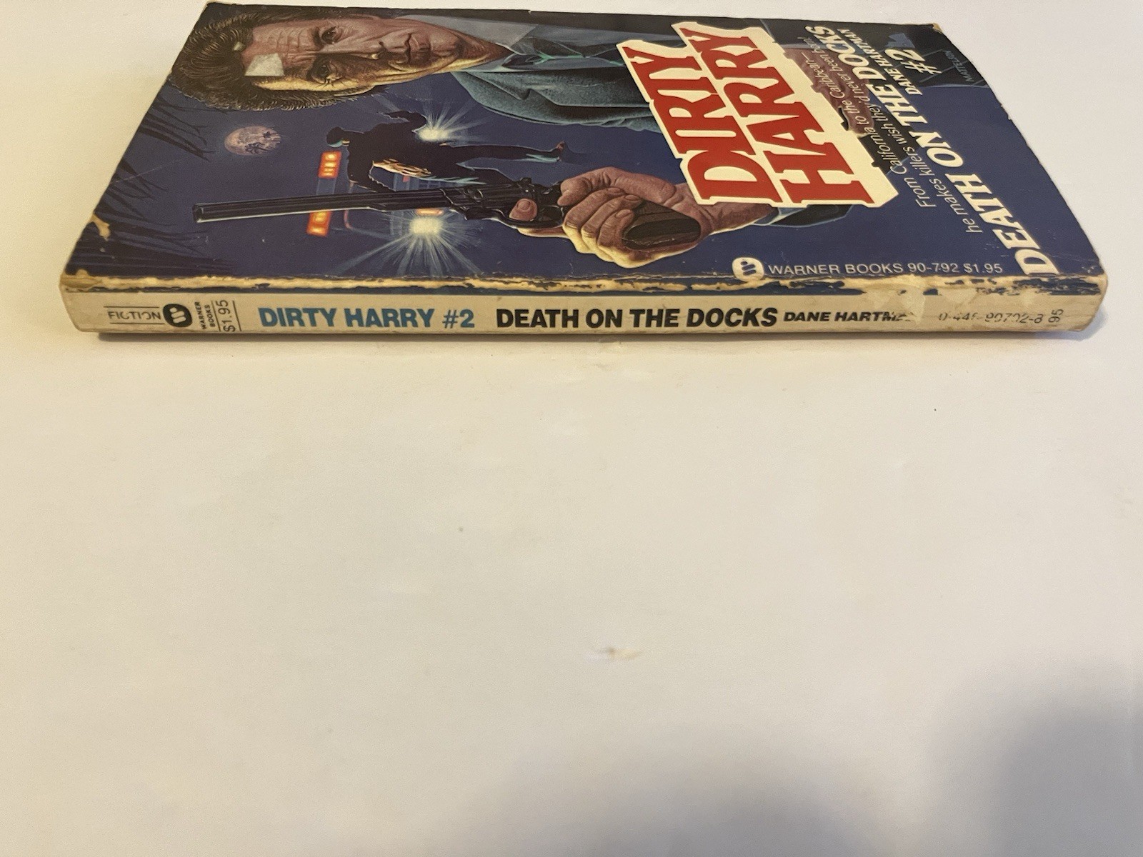 DIRTY HARRY DEATH ON THE DOCKS DANE HARTMAN 1981 PB 1ST WARNER MOVIE TIE-IN