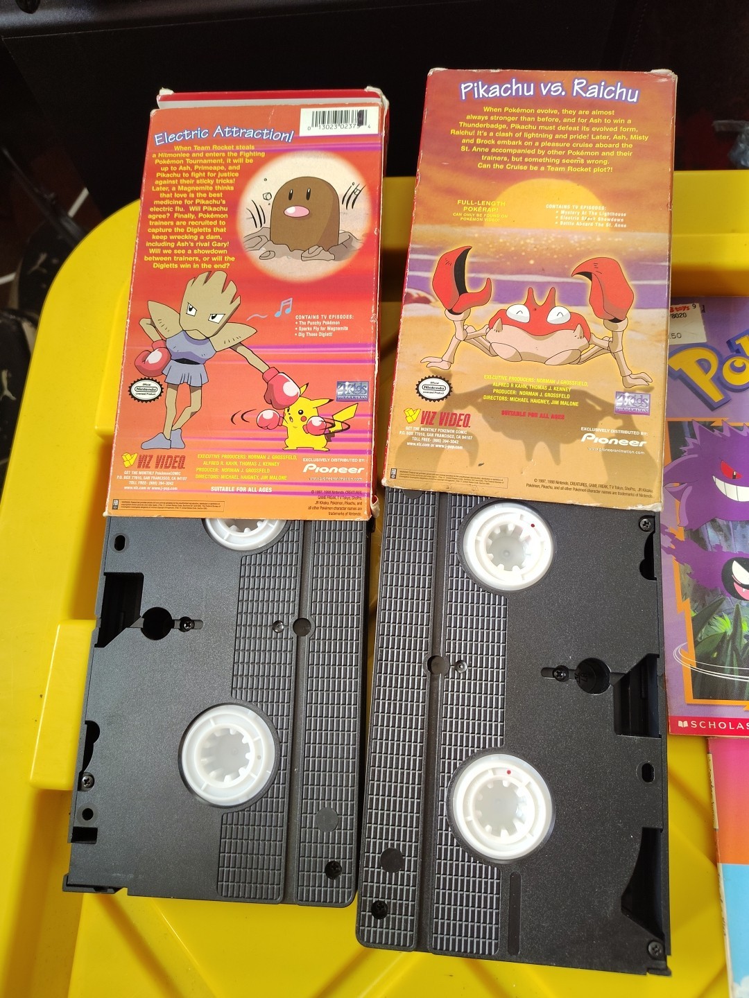 Pokemon Lot Of 6 Children&rsquo;s Chapter Books Vintage 2 VHS Pokemon VHS