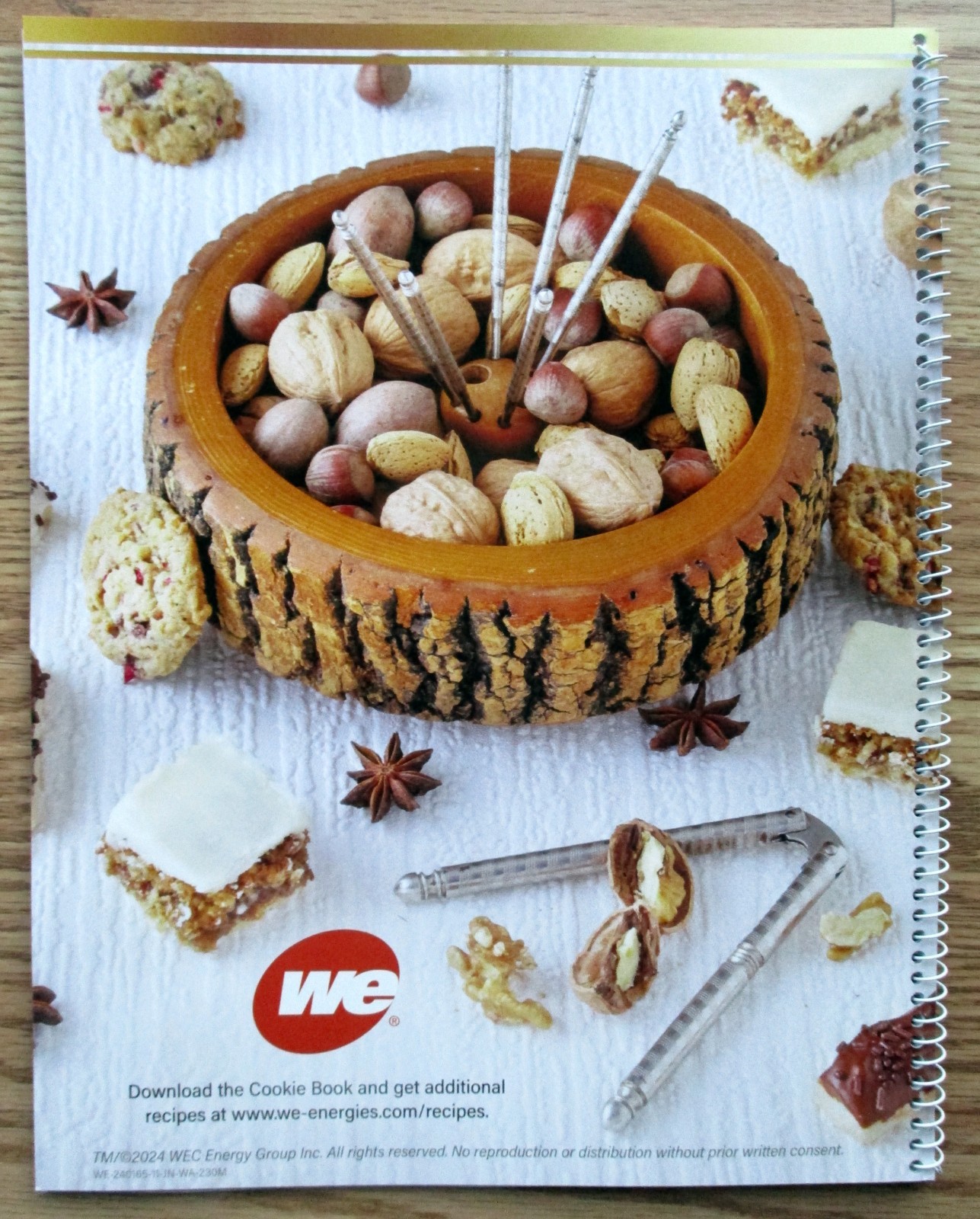 2024 WE ENERGIES CHRISTMAS COOKIE BOOK-CHILDHOOD MEMORIES-Wisconsin Electric Co.