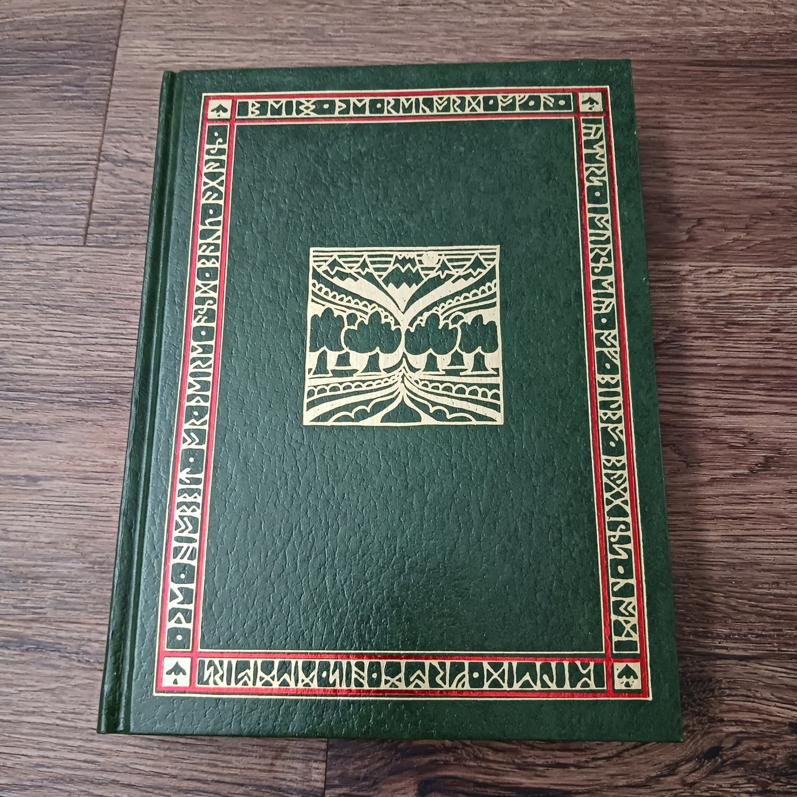 The Hobbit J.R.R. Tolkien Houghton Mifflin Collector&rsquo;s Edition Green Slipcase