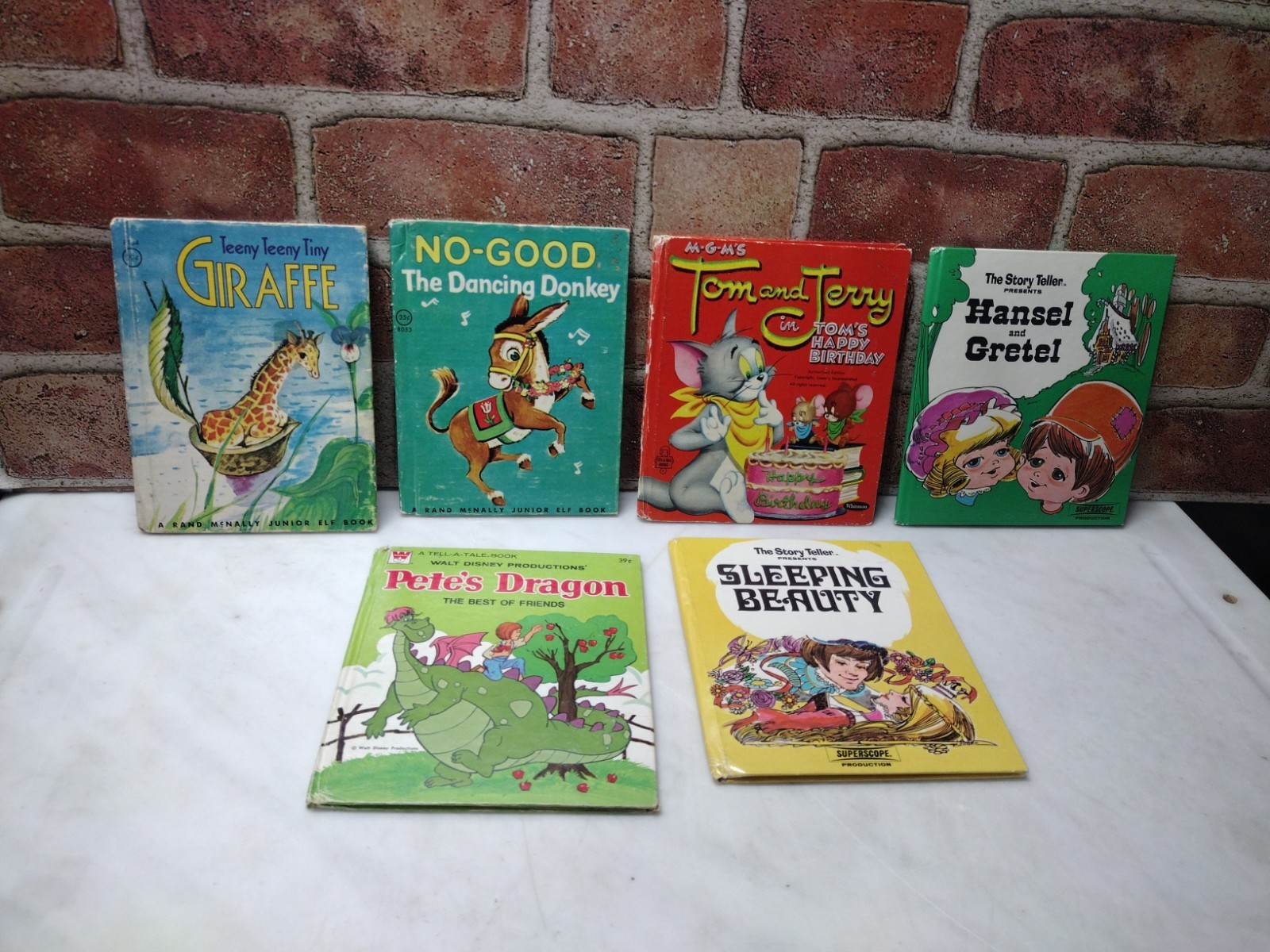 Lot of 6 – Vintage Mini Hardcover Children&rsquo;s Books – Pete&rsquo;s Dragon/Tom & Jerry +