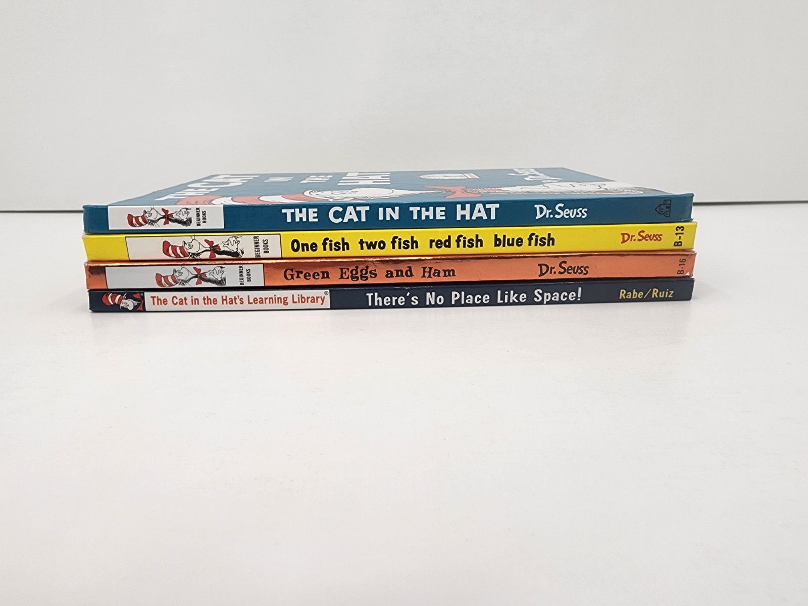 Lot of 10 Beginner Children&rsquo;s Books HC PB Mix – Dr. Suess Little Critter Disney