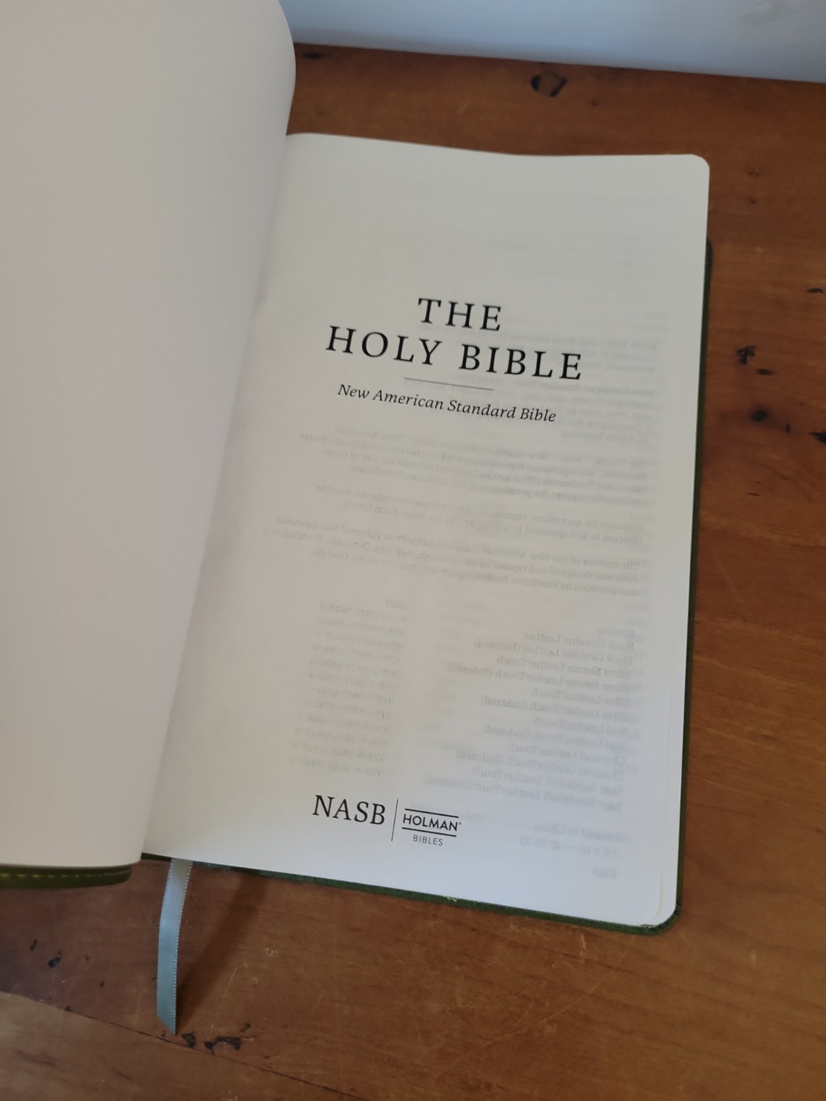 The Holy Bible New American Standard NASB Holman Olive Green Leather Touch 8.5&Prime;