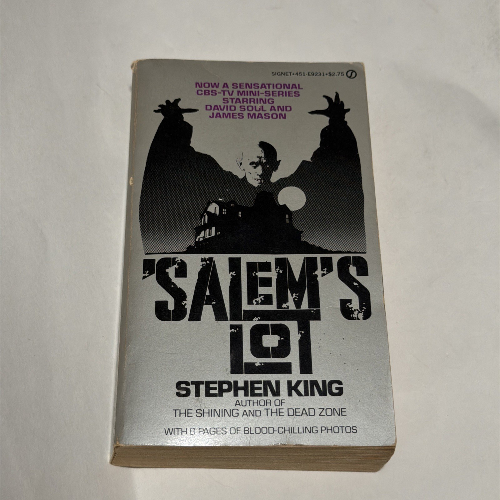 Salem&rsquo;s Lot Stephen King 1976 First Signet Printing Paperback with B&W Pictures