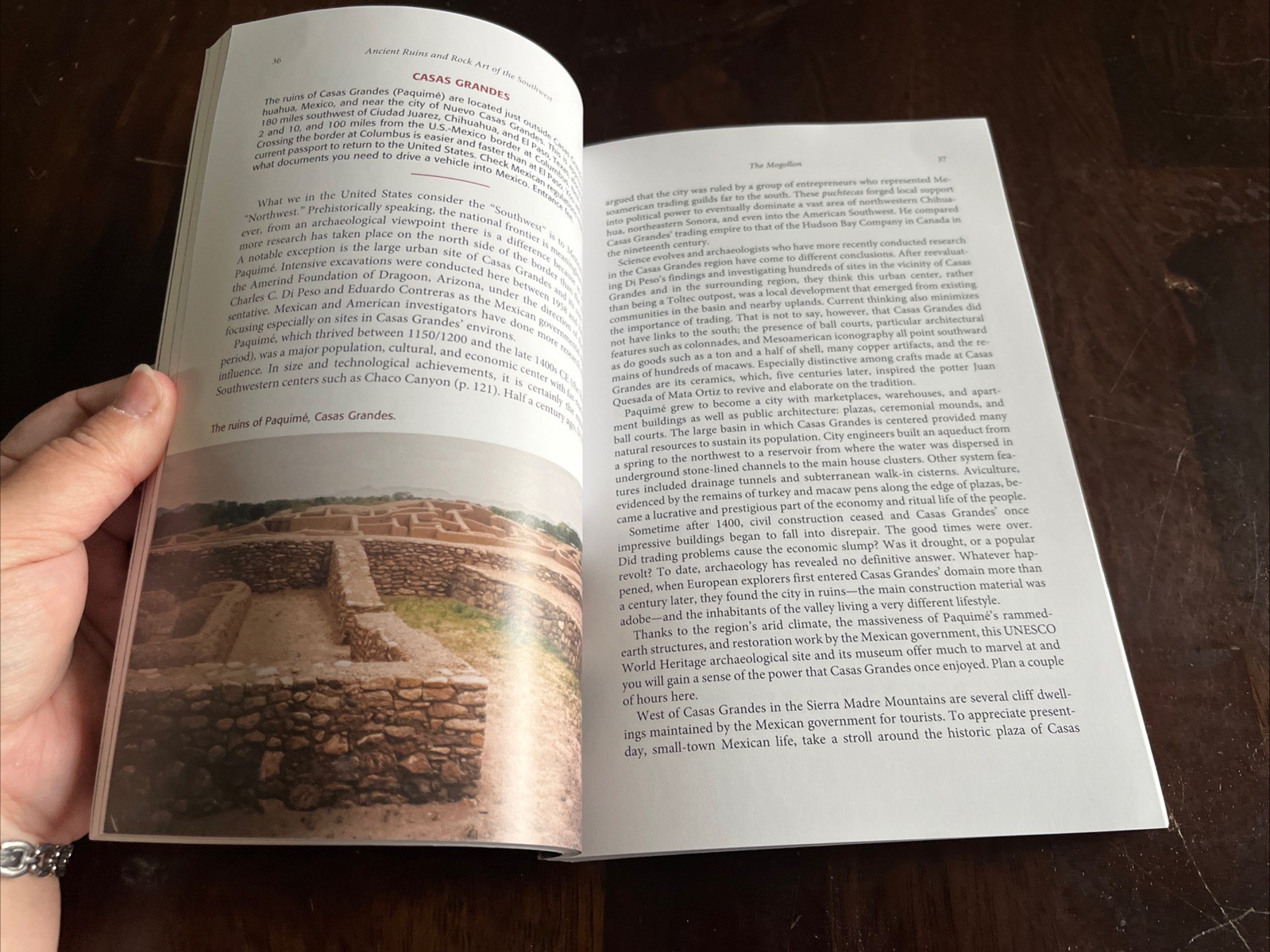 Ancient Ruins and Rock Art of the Southwest: An Archaeological Guide David Noble
