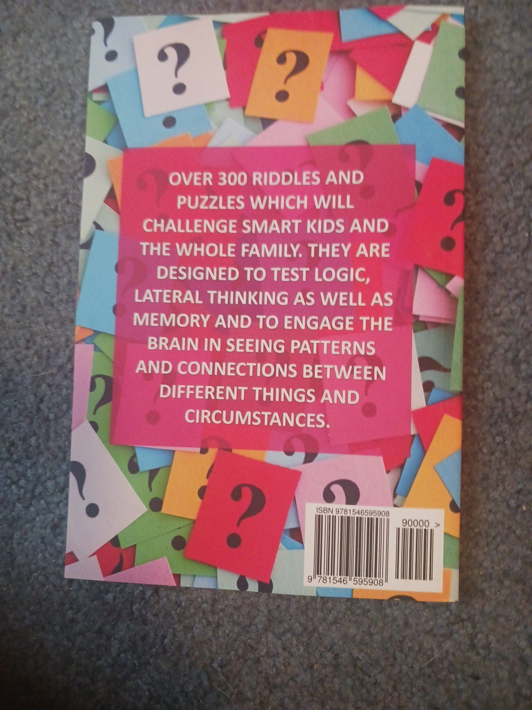 Difficult Riddles for Smart Kids : 300 Difficult Riddles and Brain Teasers