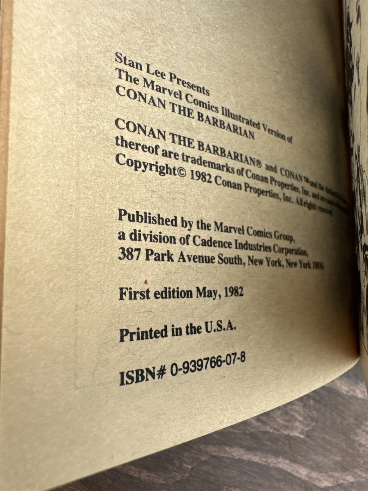 Conan the Barbarian – 1st Edtn Marvel Comics Illustrated Book Movie Adaptation