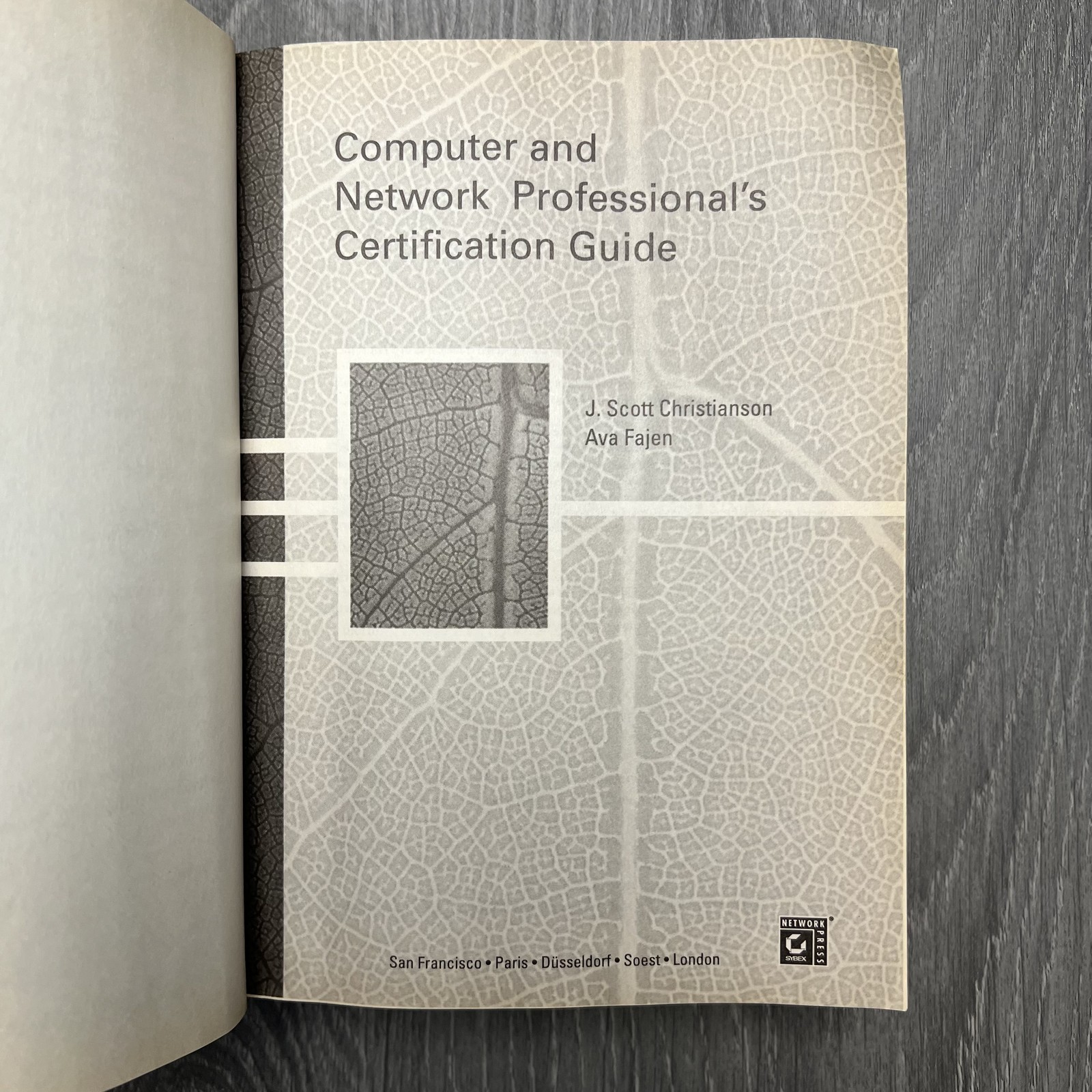 Computer and Network Professional&rsquo;s Certification Guide Christianson 1999 2nd Ed