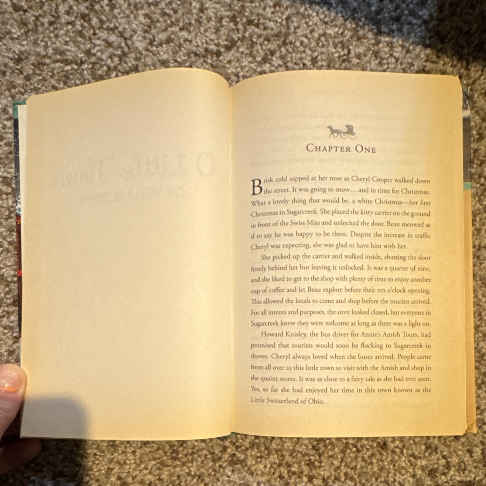Guideposts A Little Town of Sugarcreek by Amy Lillard Hardcover Mystery w/ DJ