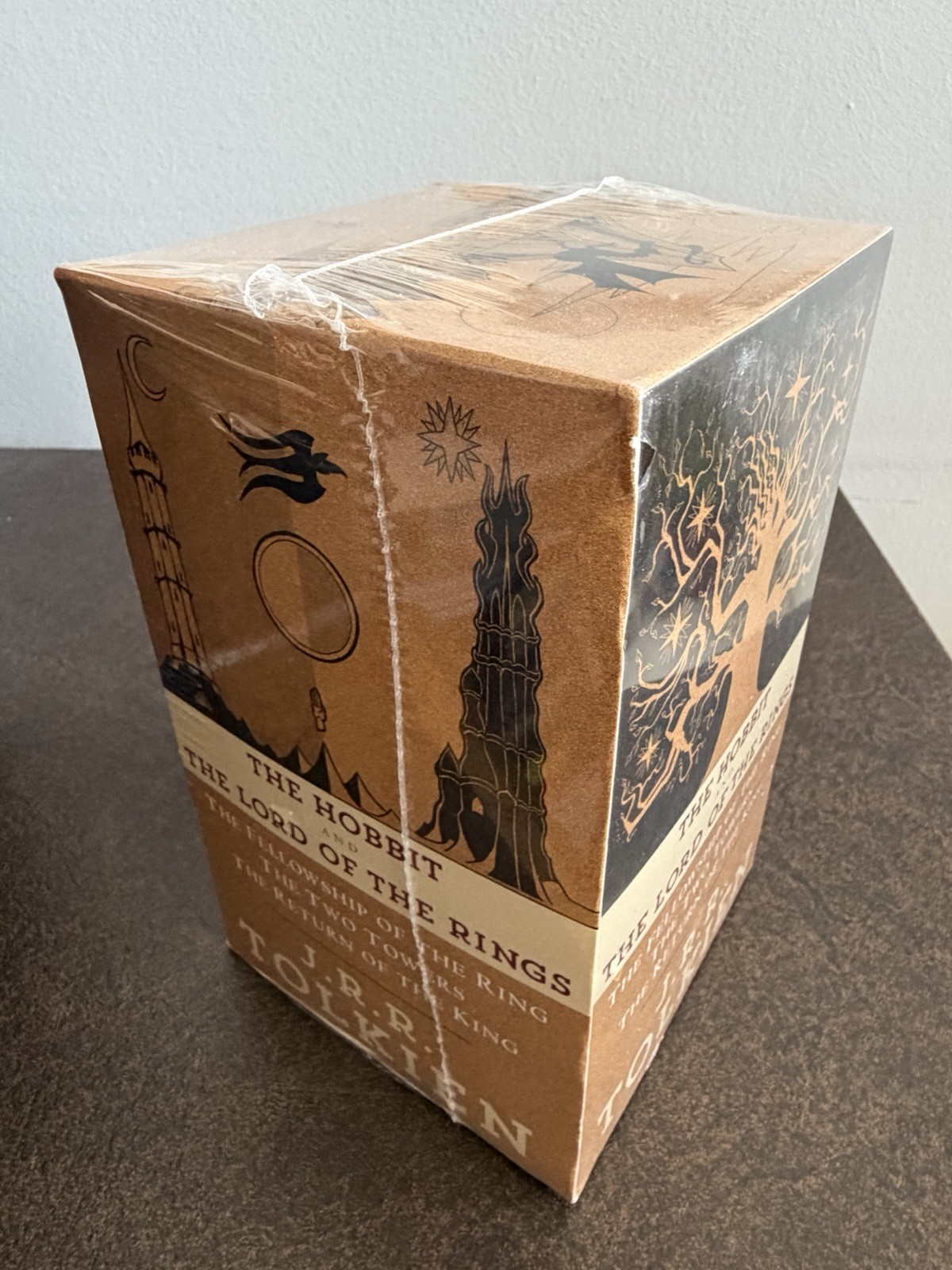 J.R.R. TOLKIEN 4 BOOK BOXED SET THE HOBBIT AND THE LORD OF RINGS LOTR DEL REY 🆕