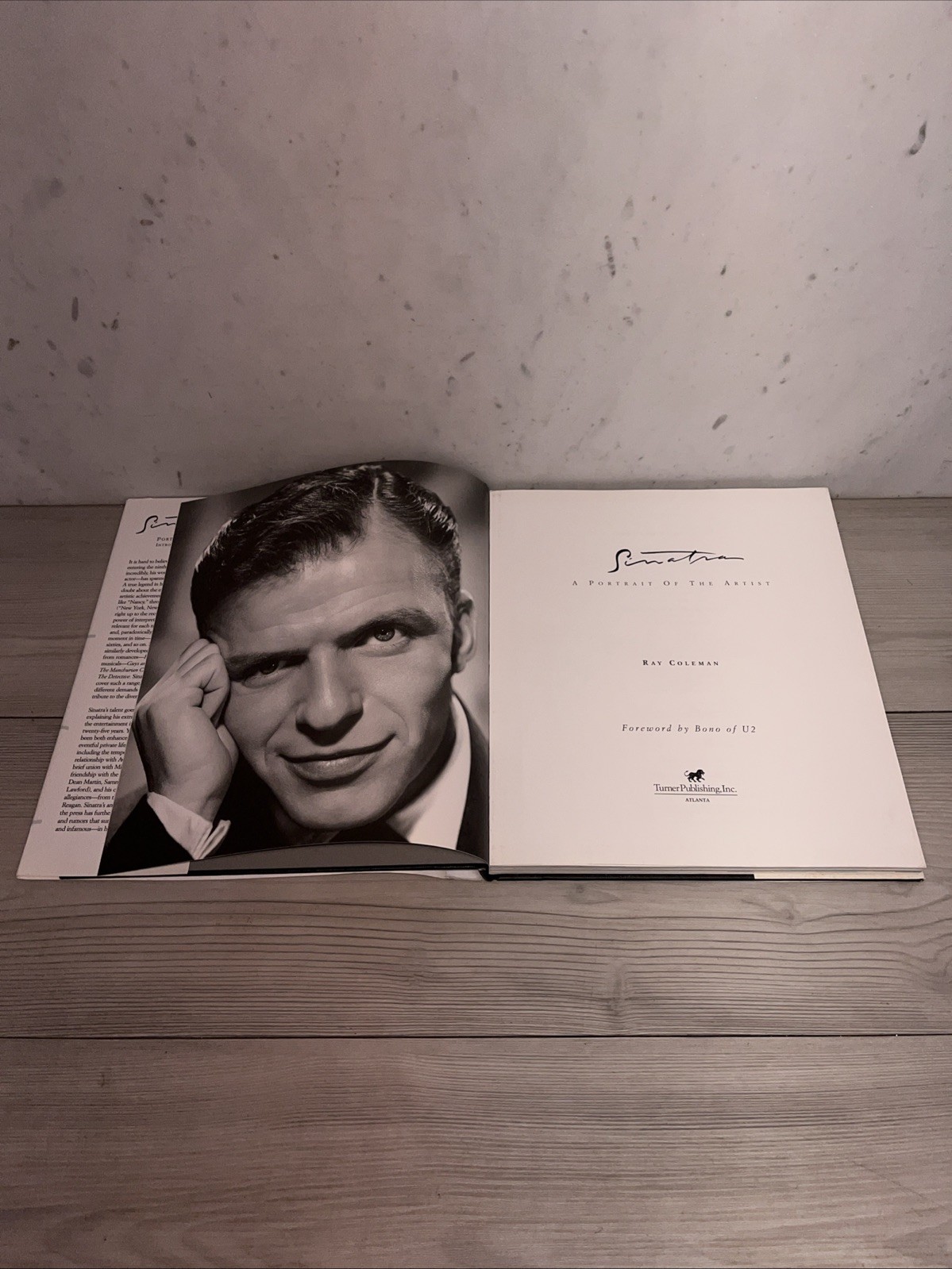 Lot Of 3 Frank Sanatra, Movie And Music Books! In Good Condition.