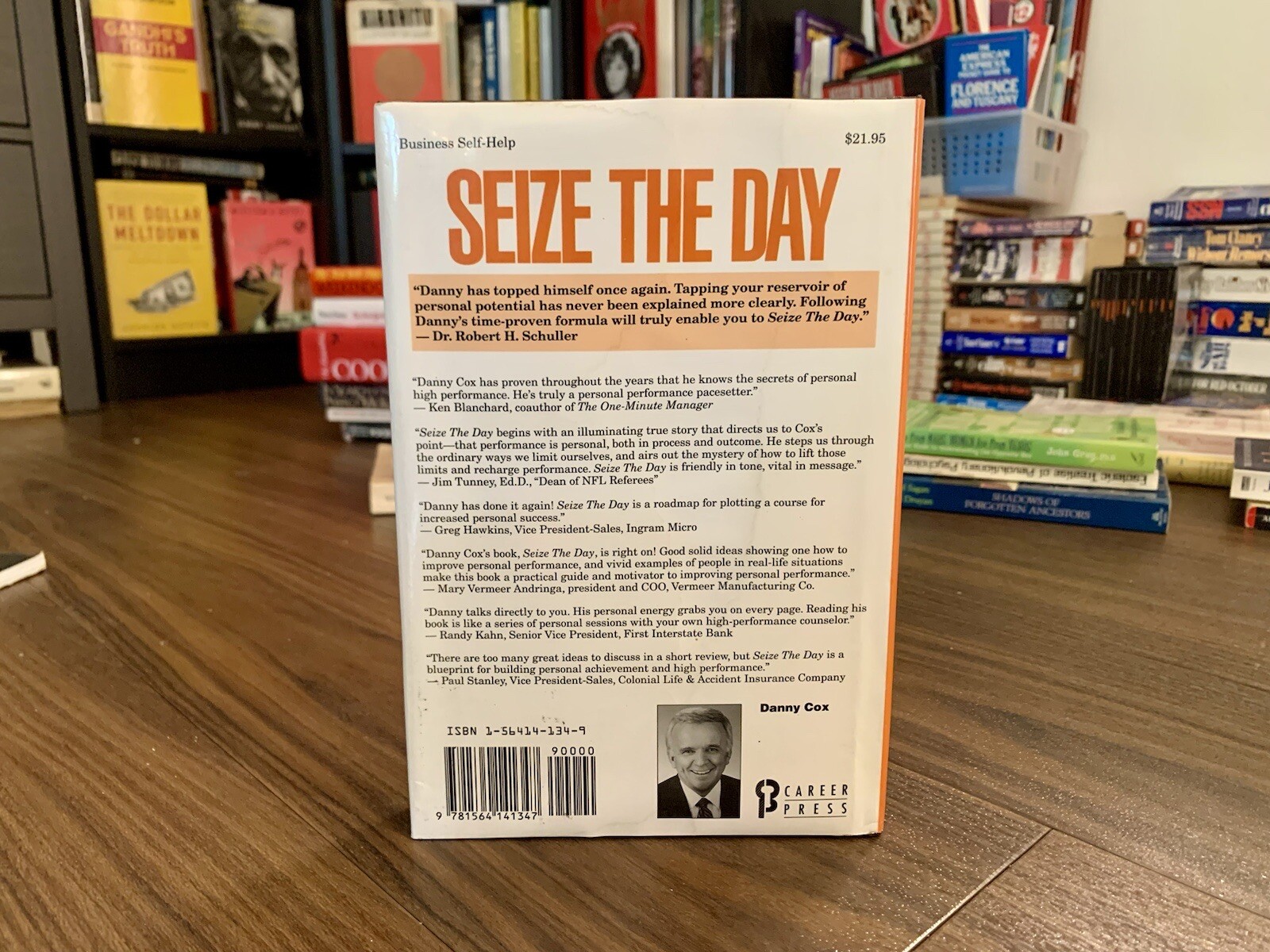 Seize the Day: 7 Steps to Achieving the Extraordinary in an Ordinary World (HC)