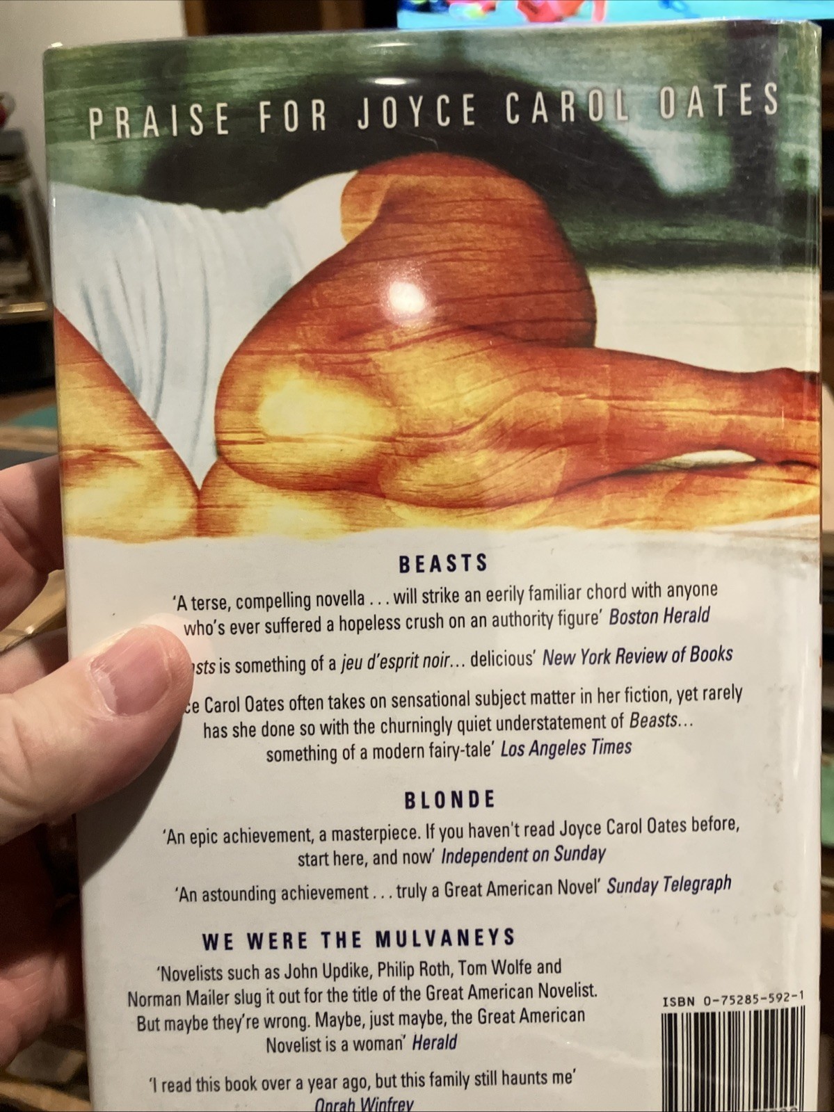 Beasts by Joyce Carol Oates Orion 1st UK Edition 2003 HCDJ **Signed**