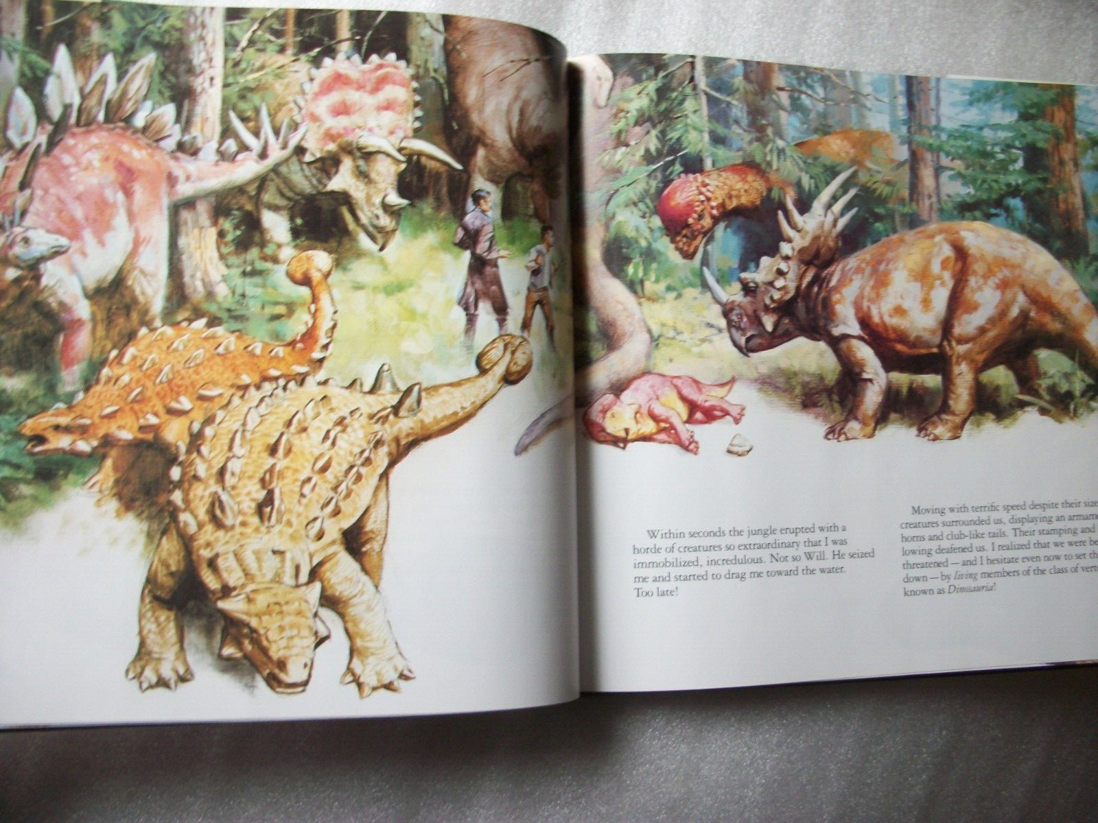 Dinotopia – A Land Apart from Time by James Gurney – Harper Collins – Hardcover